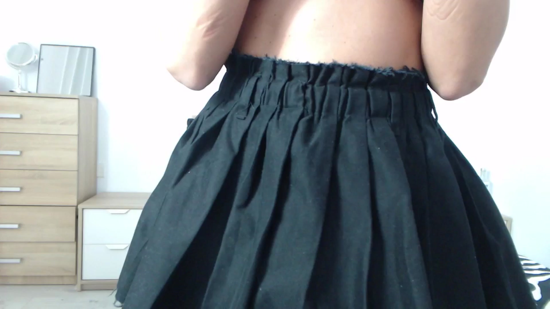 Gallery image thumbnail from PieceOfArtt's myfreecams stream on, 09/25/2024, 13:35 image 8 of 20