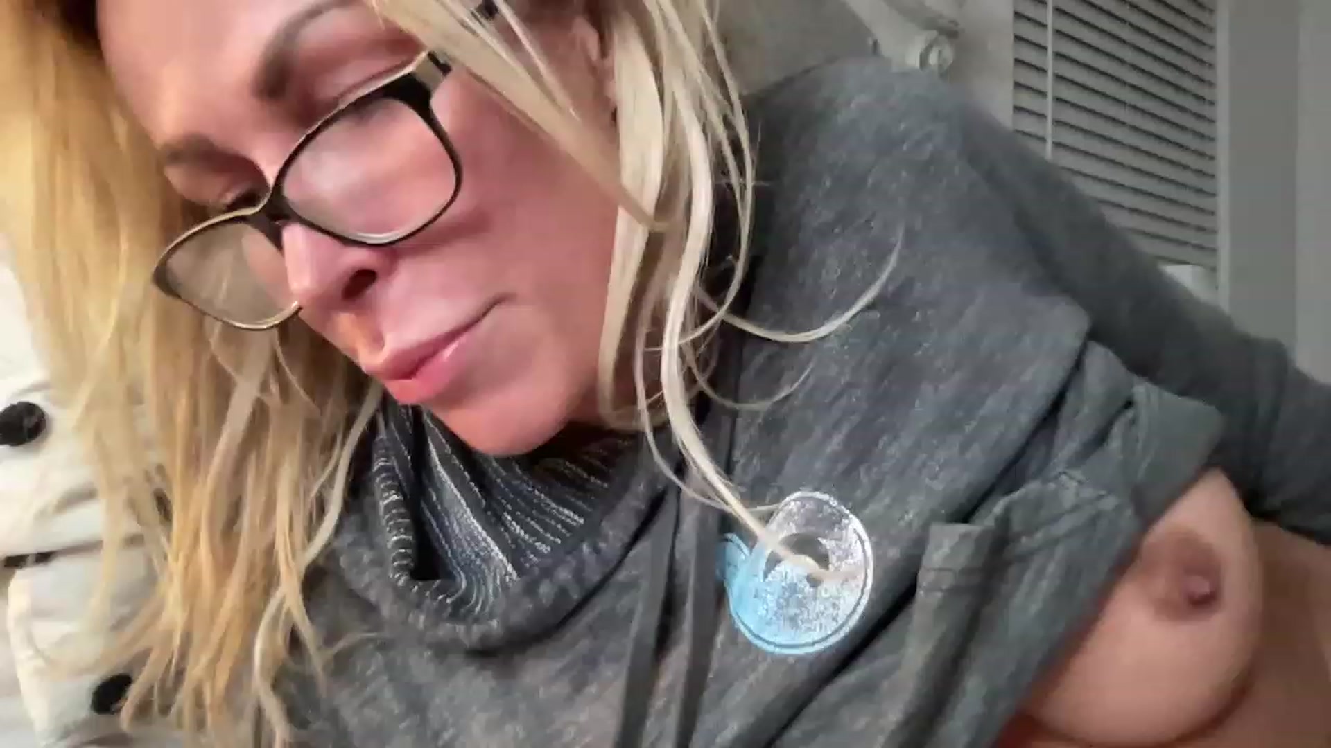 Gallery image thumbnail from PierceHudson's myfreecams stream on, 11/15/2022, 08:51 image 4 of 20