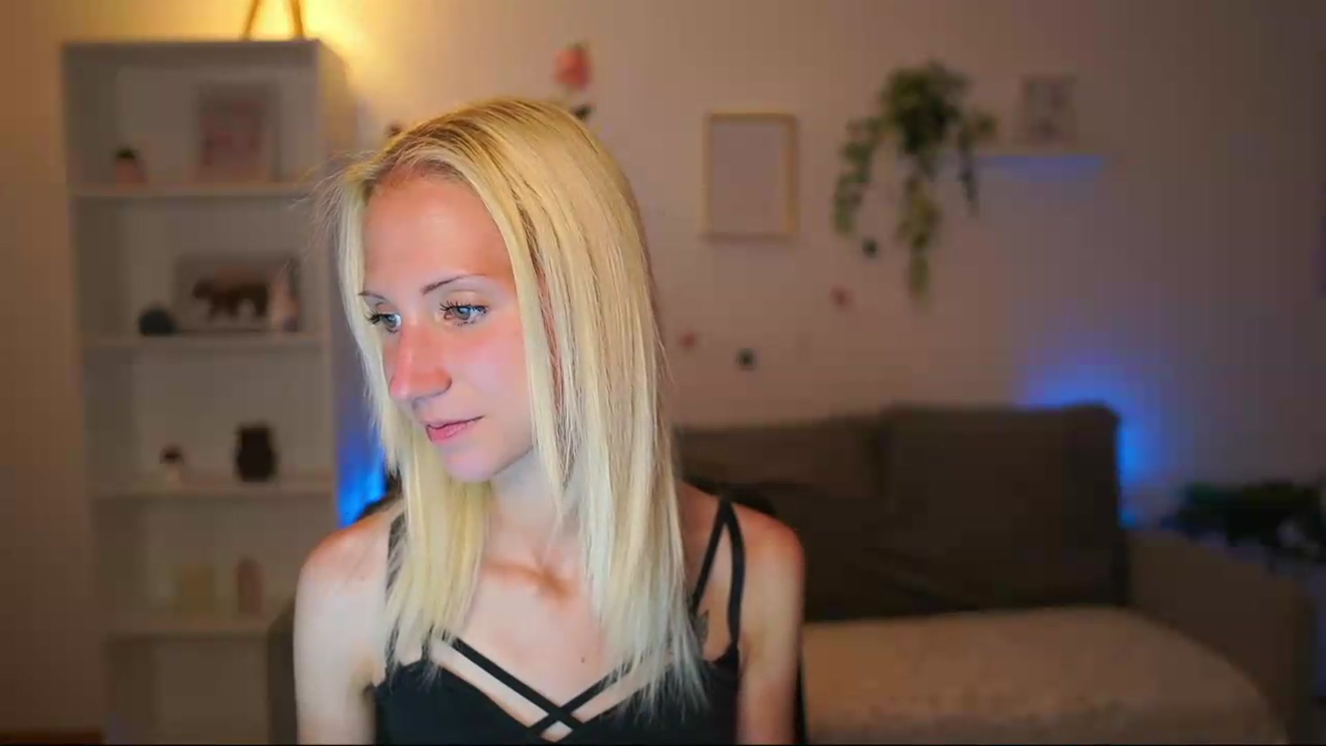 Gallery image thumbnail from PierrePerri's myfreecams stream on, 07/10/2026, 18:51 image 14 of 20