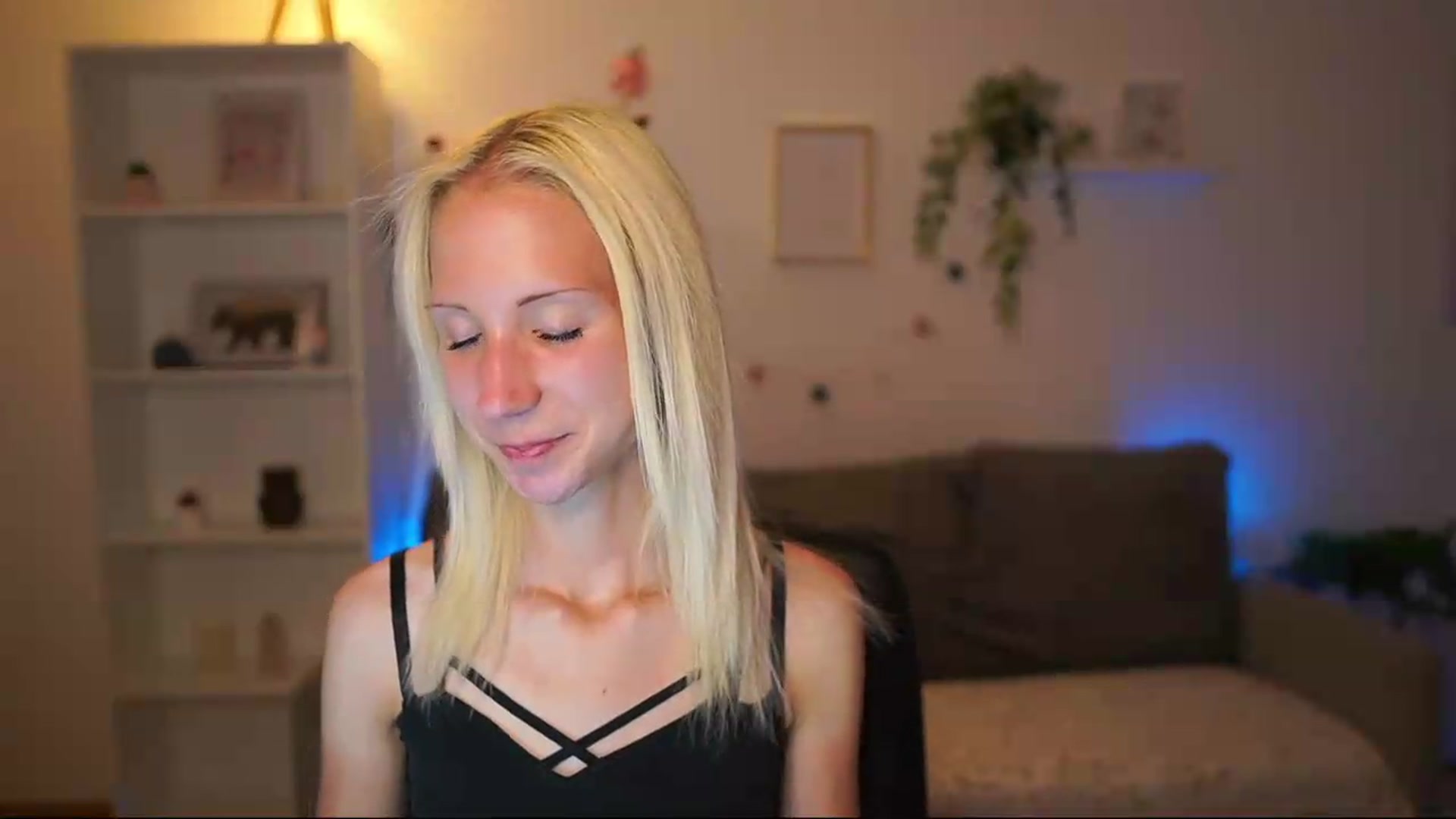 Gallery image thumbnail from PierrePerri's myfreecams stream on, 07/10/2026, 18:51 image 10 of 20