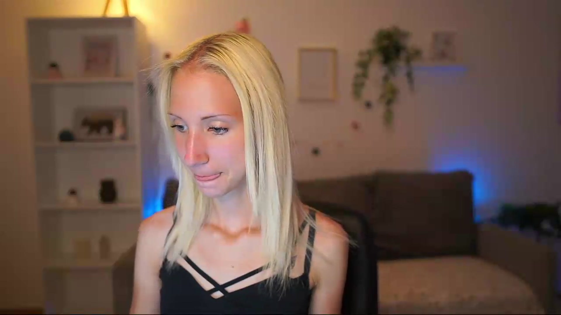 Gallery image thumbnail from PierrePerri's myfreecams stream on, 07/10/2026, 18:51 image 9 of 20