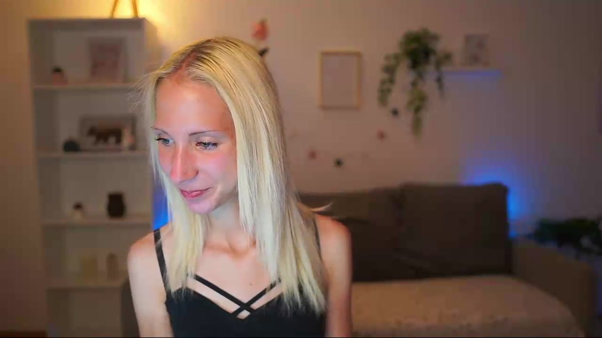 Gallery image thumbnail from PierrePerri's myfreecams stream on, 07/10/2026, 19:28 image 9 of 20
