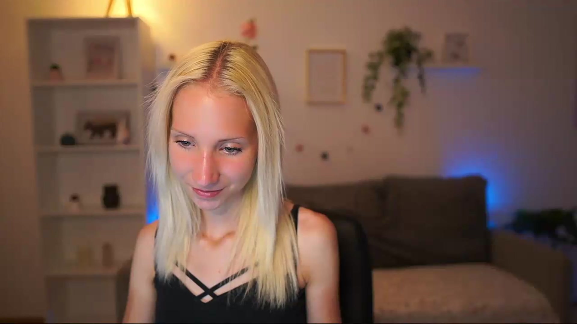 Gallery image thumbnail from PierrePerri's myfreecams stream on, 07/10/2026, 19:28 image 13 of 20