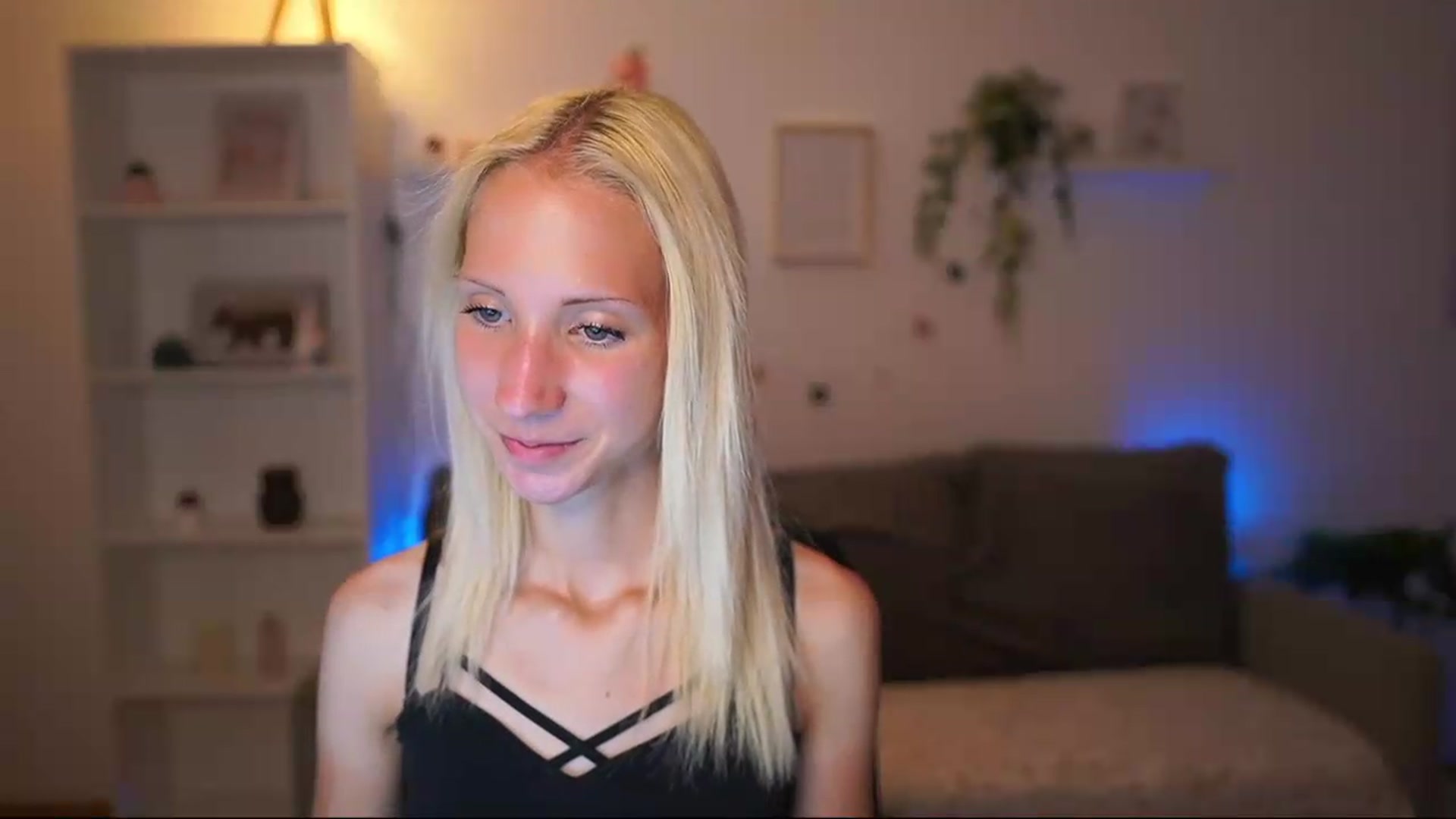 Gallery image thumbnail from PierrePerri's myfreecams stream on, 07/10/2026, 19:28 image 7 of 20