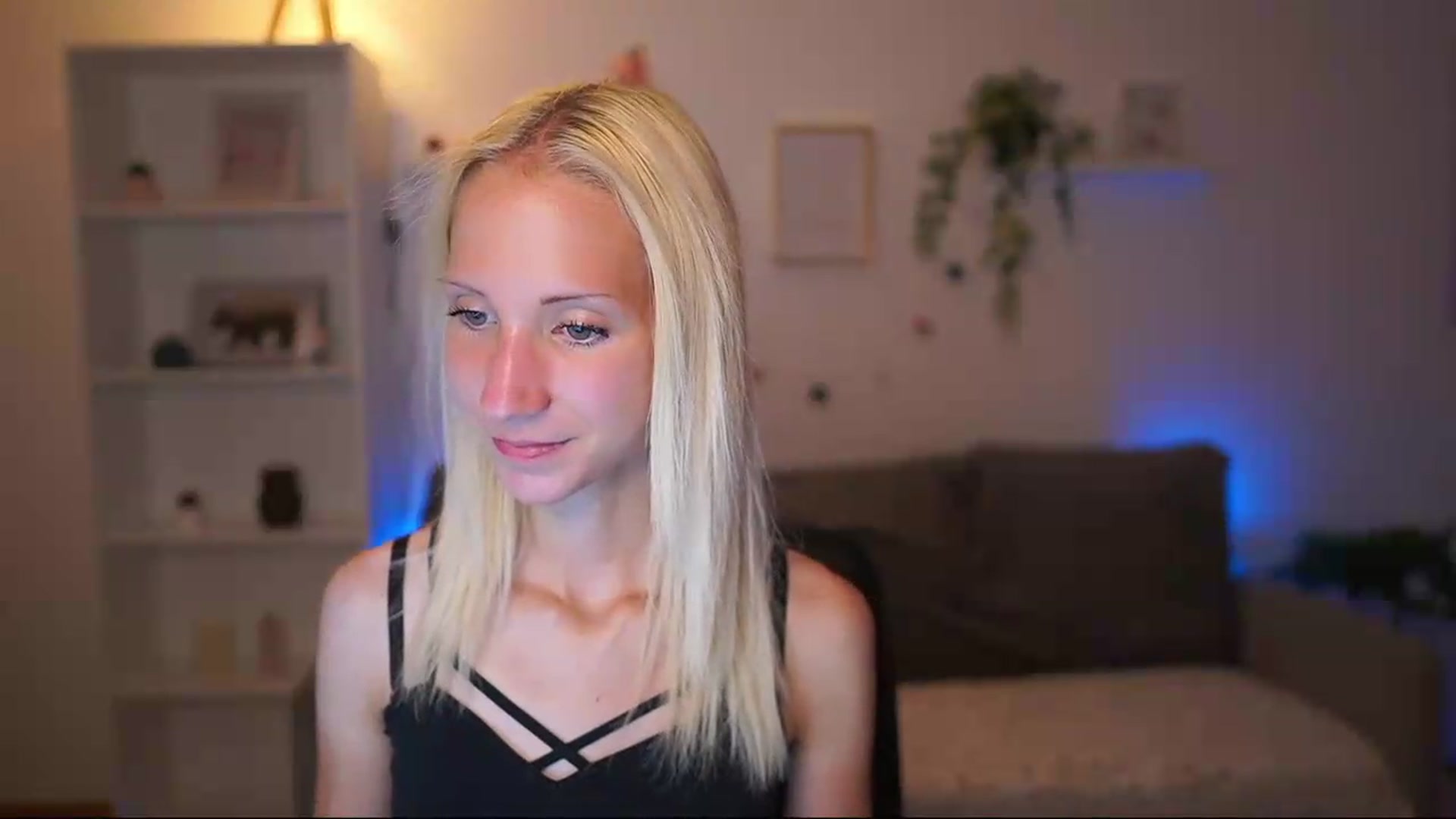 Gallery image thumbnail from PierrePerri's myfreecams stream on, 07/10/2026, 19:28 image 6 of 20