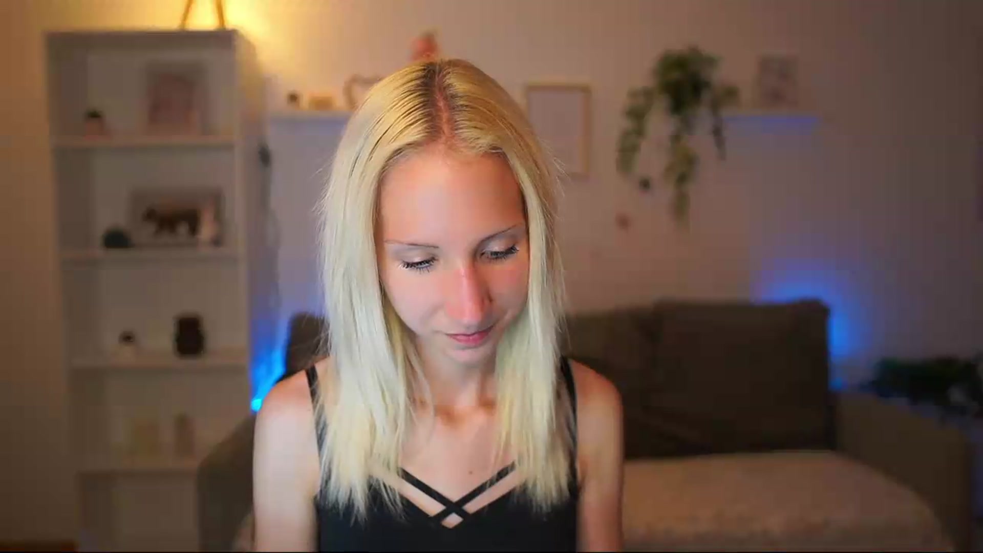 Gallery image thumbnail from PierrePerri's myfreecams stream on, 07/10/2026, 19:28 image 16 of 20