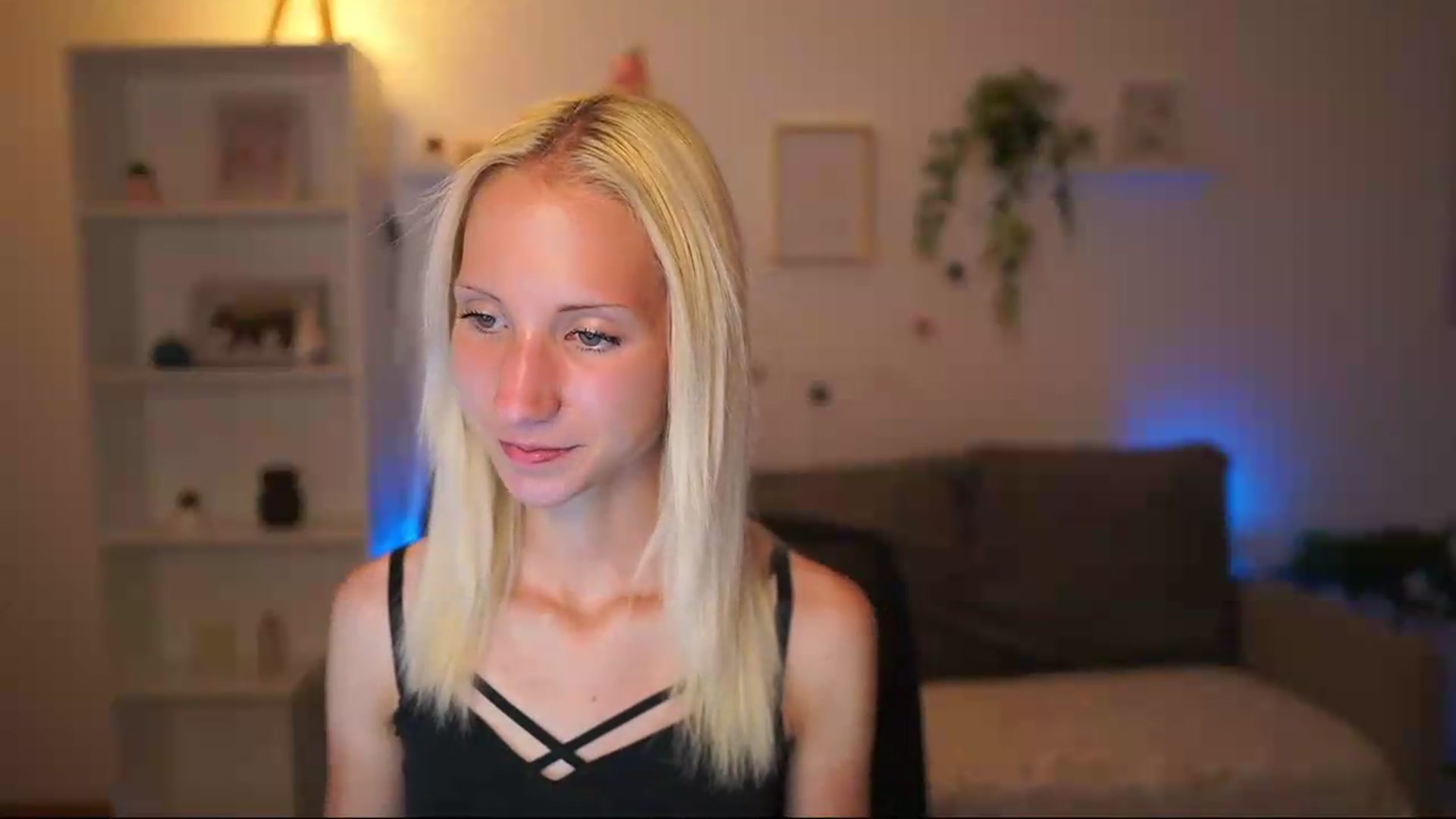 Gallery image thumbnail from PierrePerri's myfreecams stream on, 07/10/2026, 19:28 image 2 of 20