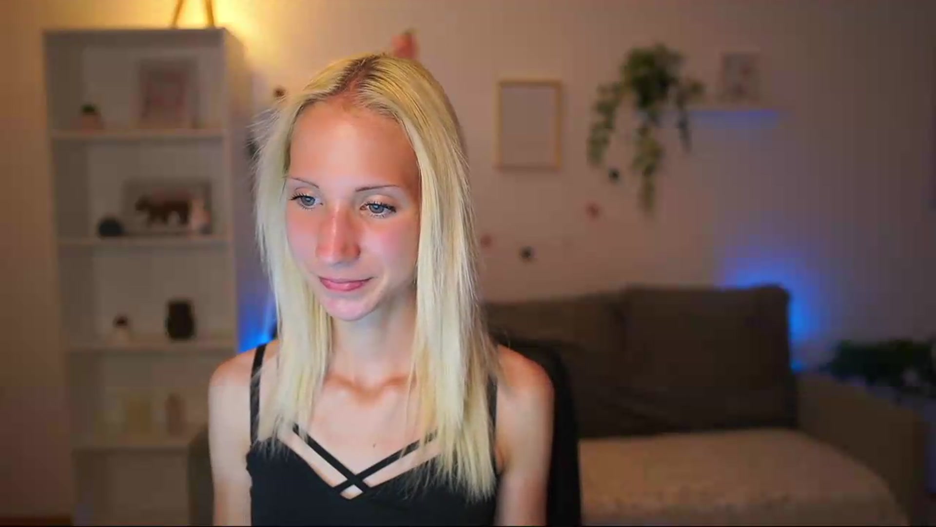 Gallery image thumbnail from PierrePerri's myfreecams stream on, 07/10/2026, 19:28 image 8 of 20