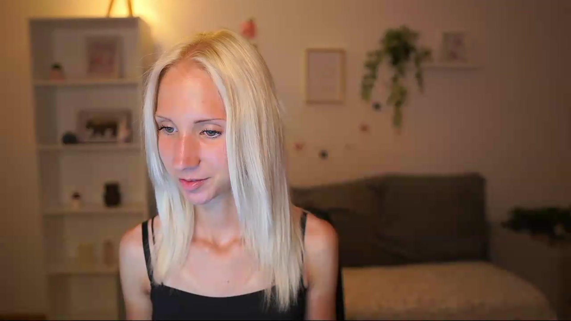Gallery image thumbnail from PierrePerri's myfreecams stream on, 07/15/2026, 22:21 image 17 of 20