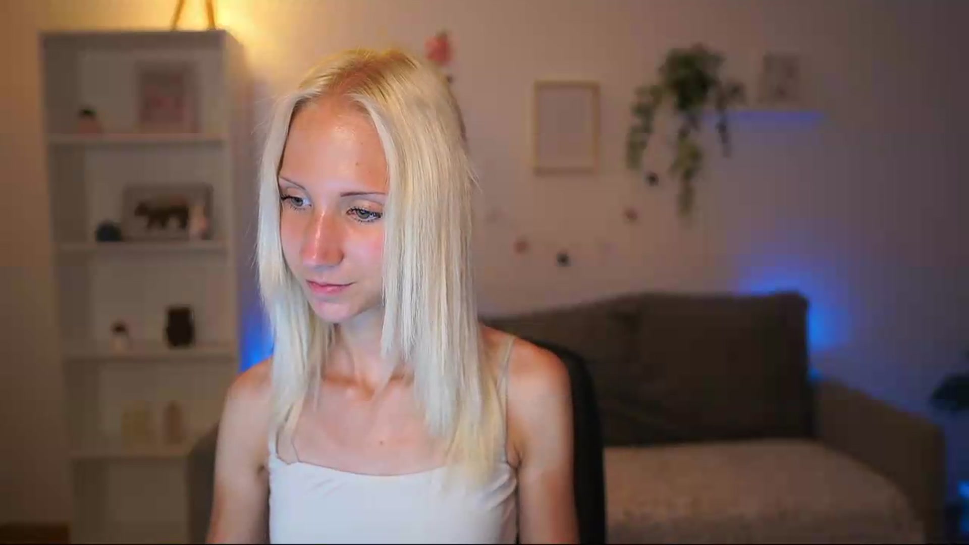 Gallery image thumbnail from PierrePerri's myfreecams stream on, 07/16/2026, 21:13 image 16 of 20