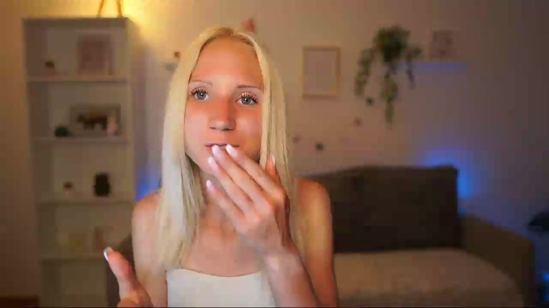 Gallery image thumbnail from PierrePerri's myfreecams stream on, 07/16/2026, 21:40 image 5 of 20