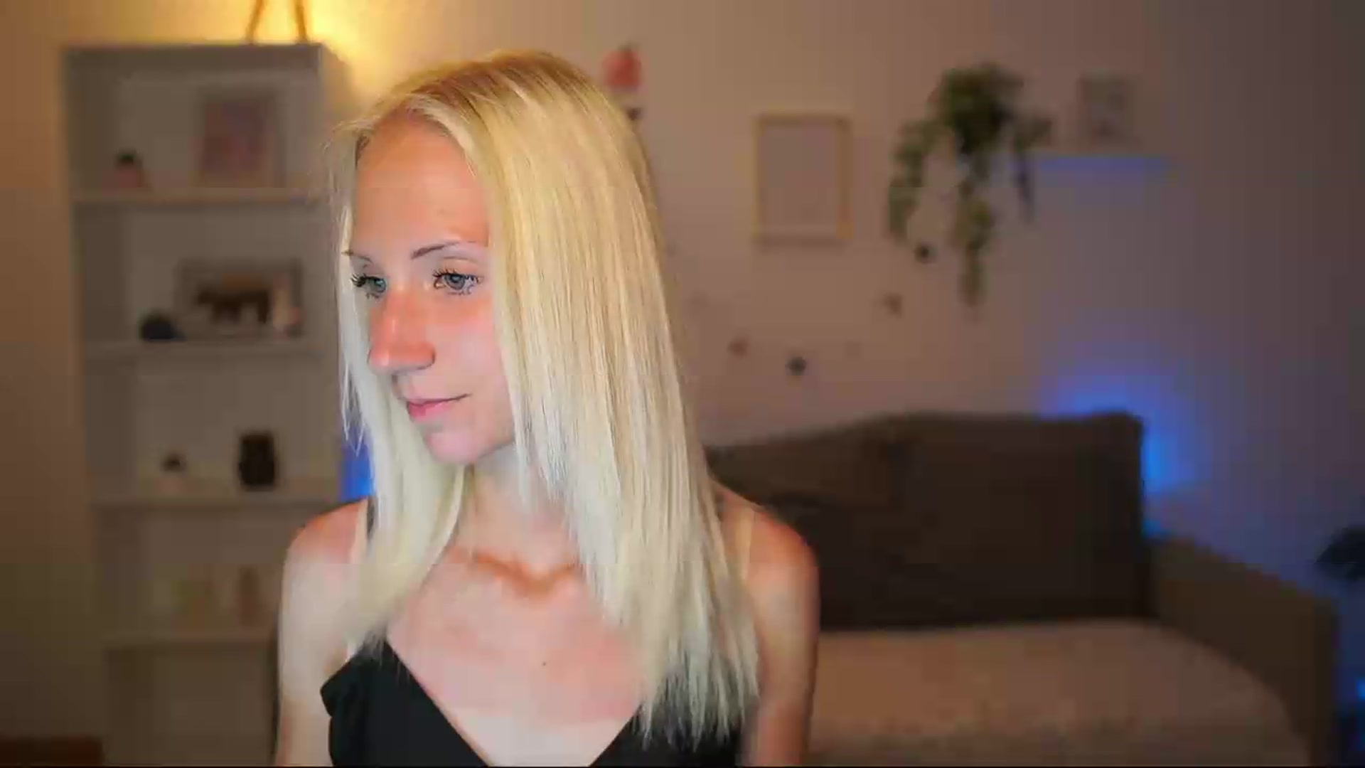 Gallery image thumbnail from PierrePerri's myfreecams stream on, 07/17/2026, 18:34 image 6 of 20