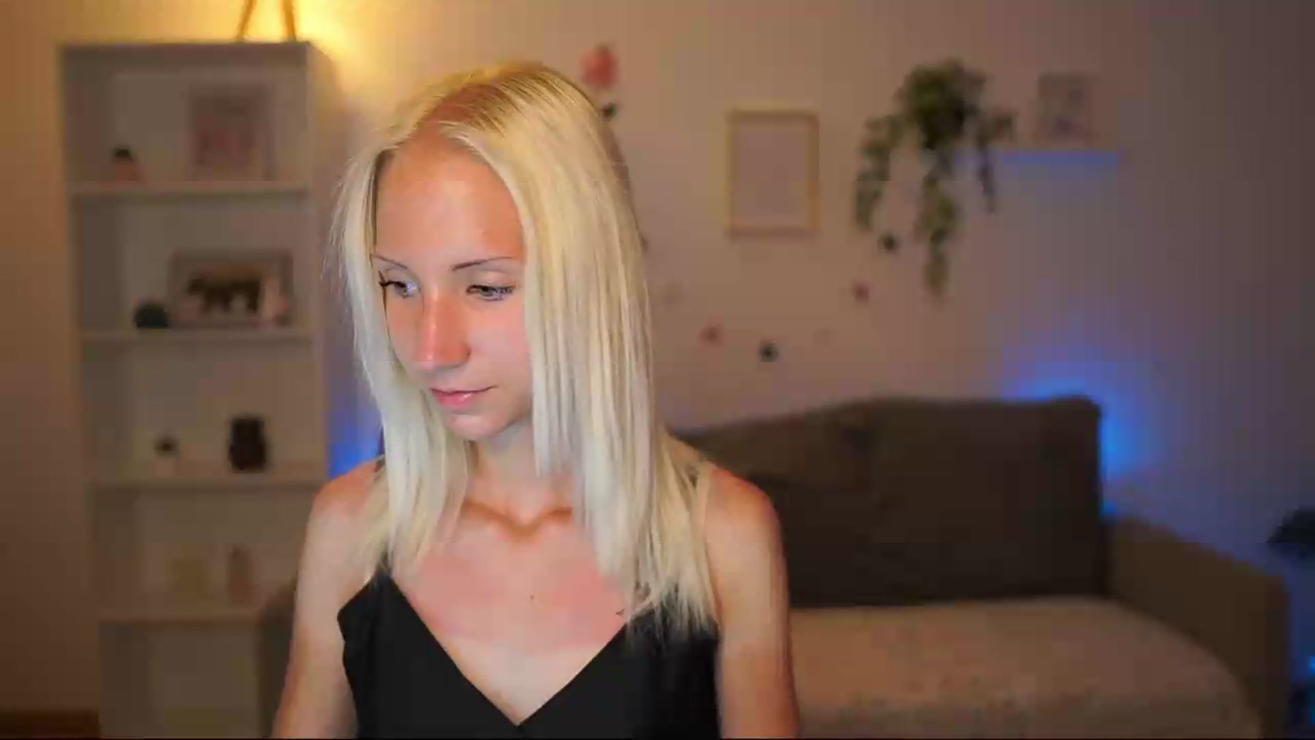 Gallery image thumbnail from PierrePerri's myfreecams stream on, 07/17/2026, 18:34 image 12 of 20