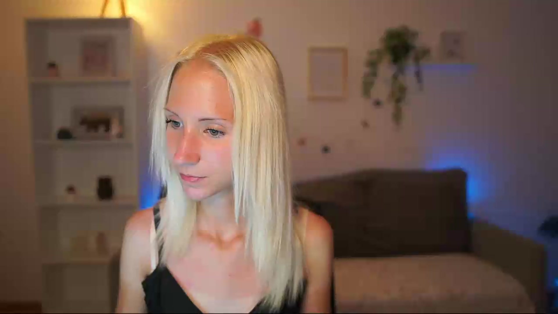Gallery image thumbnail from PierrePerri's myfreecams stream on, 07/17/2026, 18:34 image 10 of 20