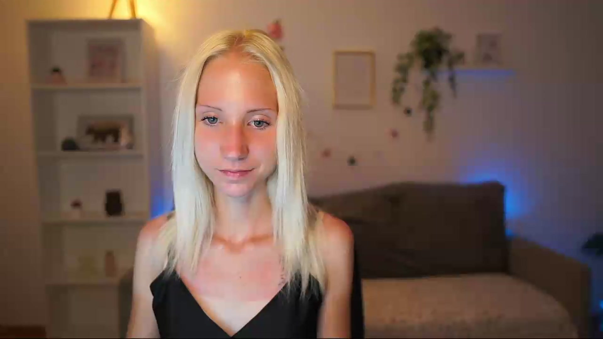 Gallery image thumbnail from PierrePerri's myfreecams stream on, 07/17/2026, 18:34 image 13 of 20