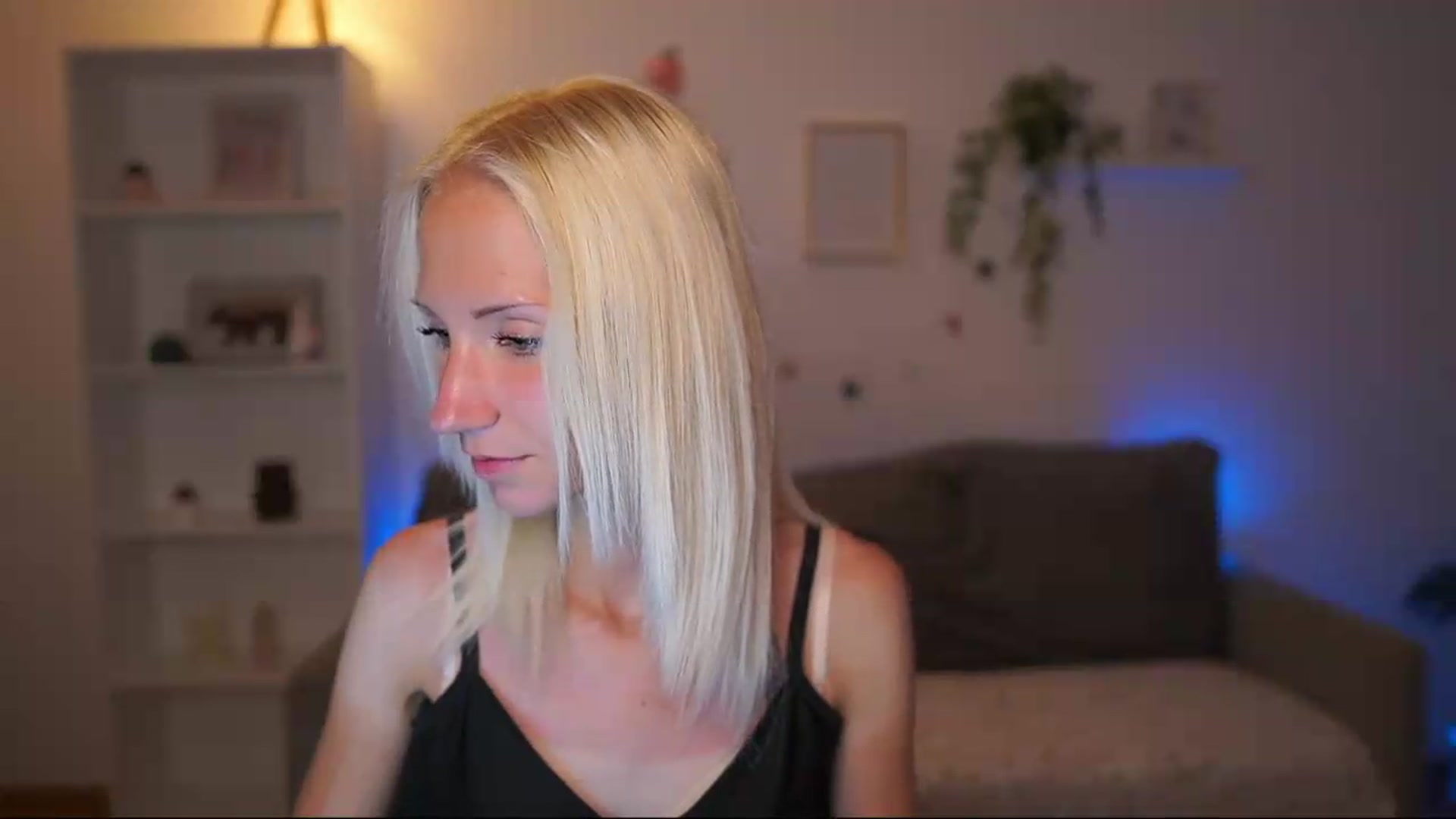 Gallery image thumbnail from PierrePerri's myfreecams stream on, 07/17/2026, 18:34 image 20 of 20