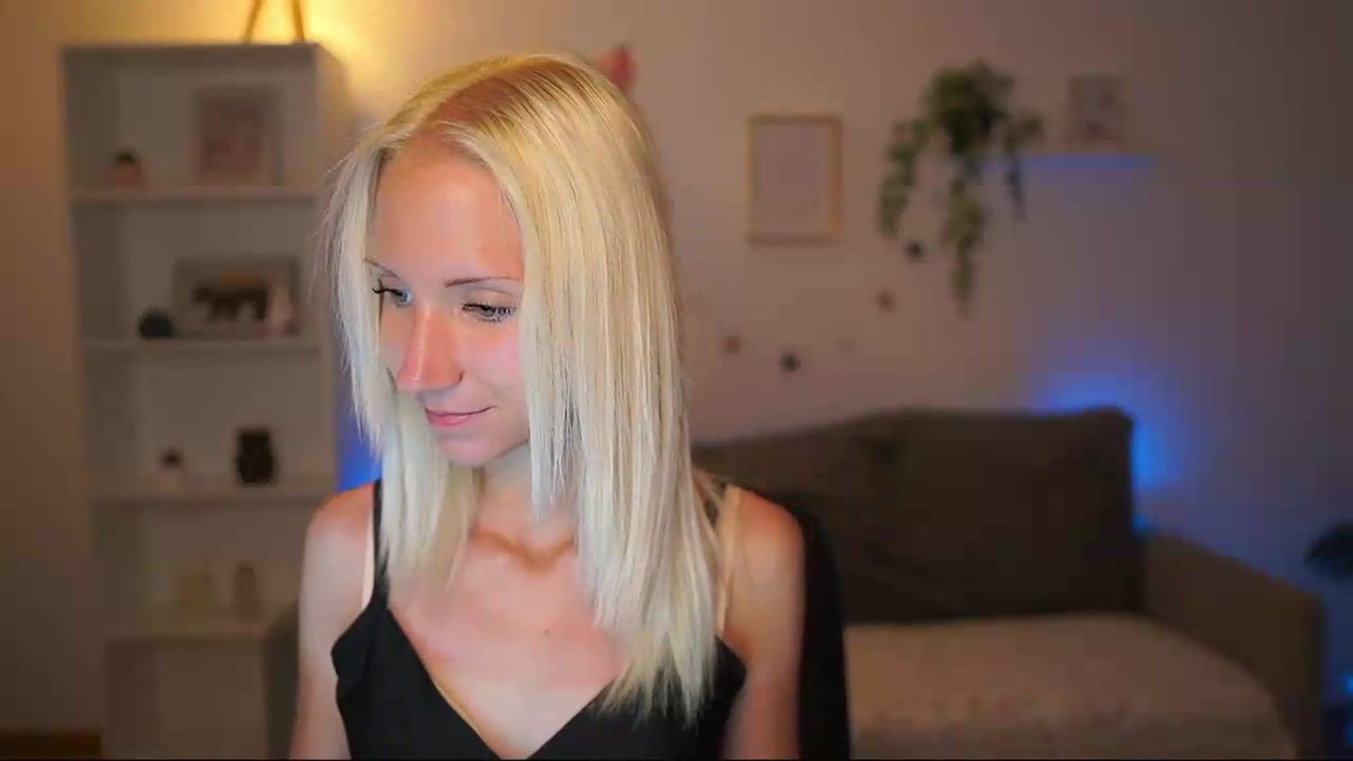 Gallery image thumbnail from PierrePerri's myfreecams stream on, 07/17/2026, 18:58 image 6 of 20