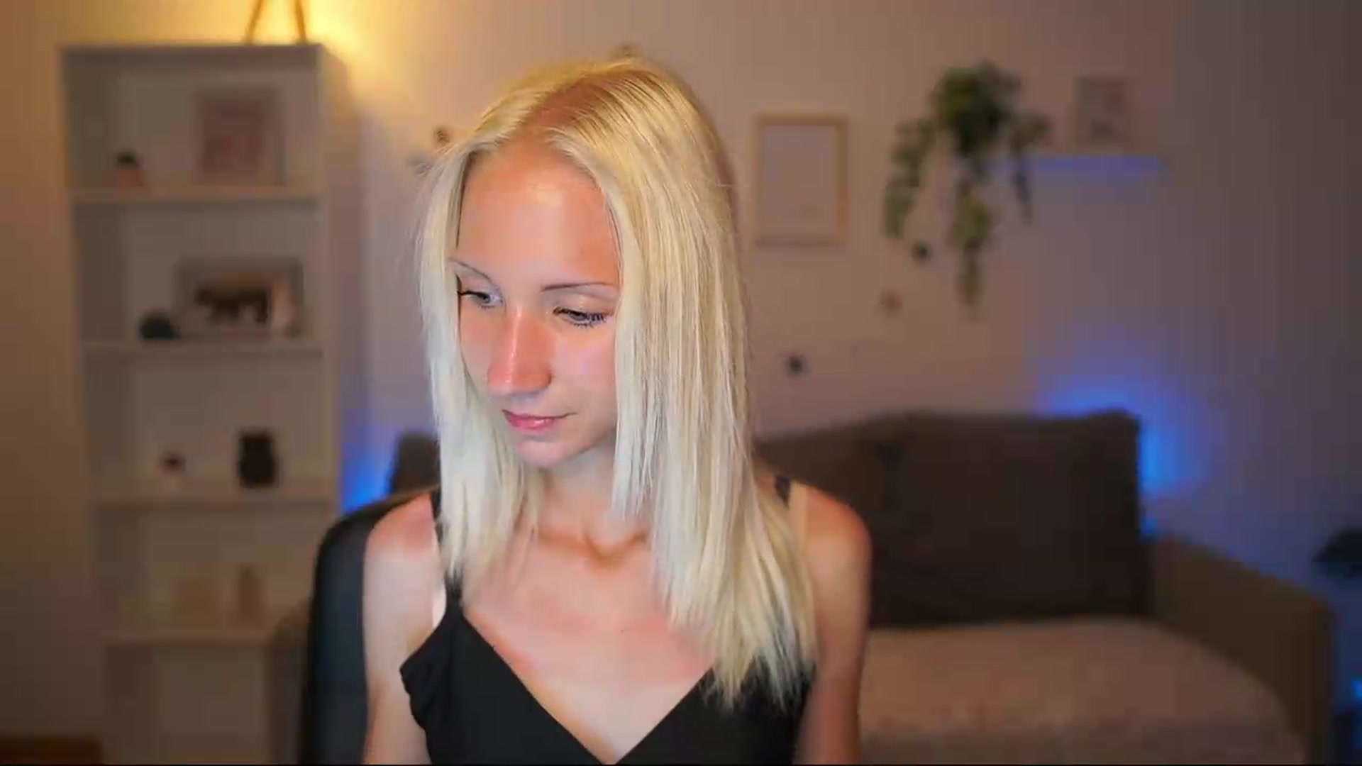 Gallery image thumbnail from PierrePerri's myfreecams stream on, 07/17/2026, 18:58 image 19 of 20