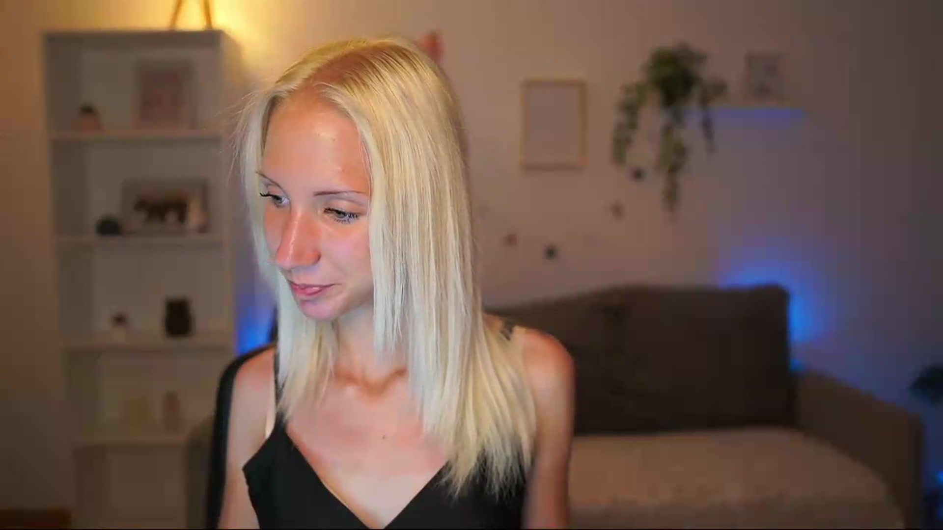 Gallery image thumbnail from PierrePerri's myfreecams stream on, 07/17/2026, 18:58 image 17 of 20