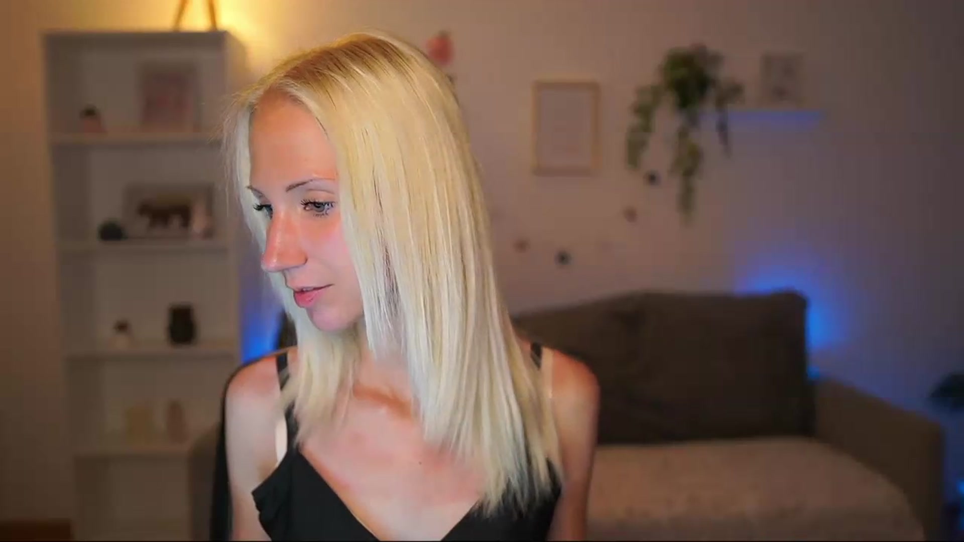 Gallery image thumbnail from PierrePerri's myfreecams stream on, 07/17/2026, 18:58 image 18 of 20