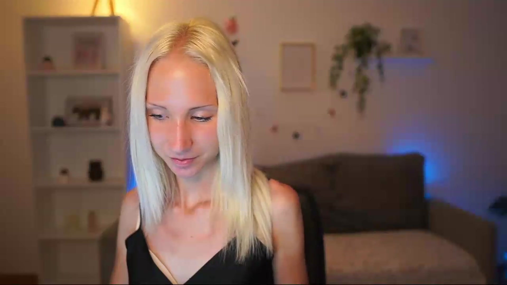 Gallery image thumbnail from PierrePerri's myfreecams stream on, 07/17/2026, 21:05 image 9 of 20