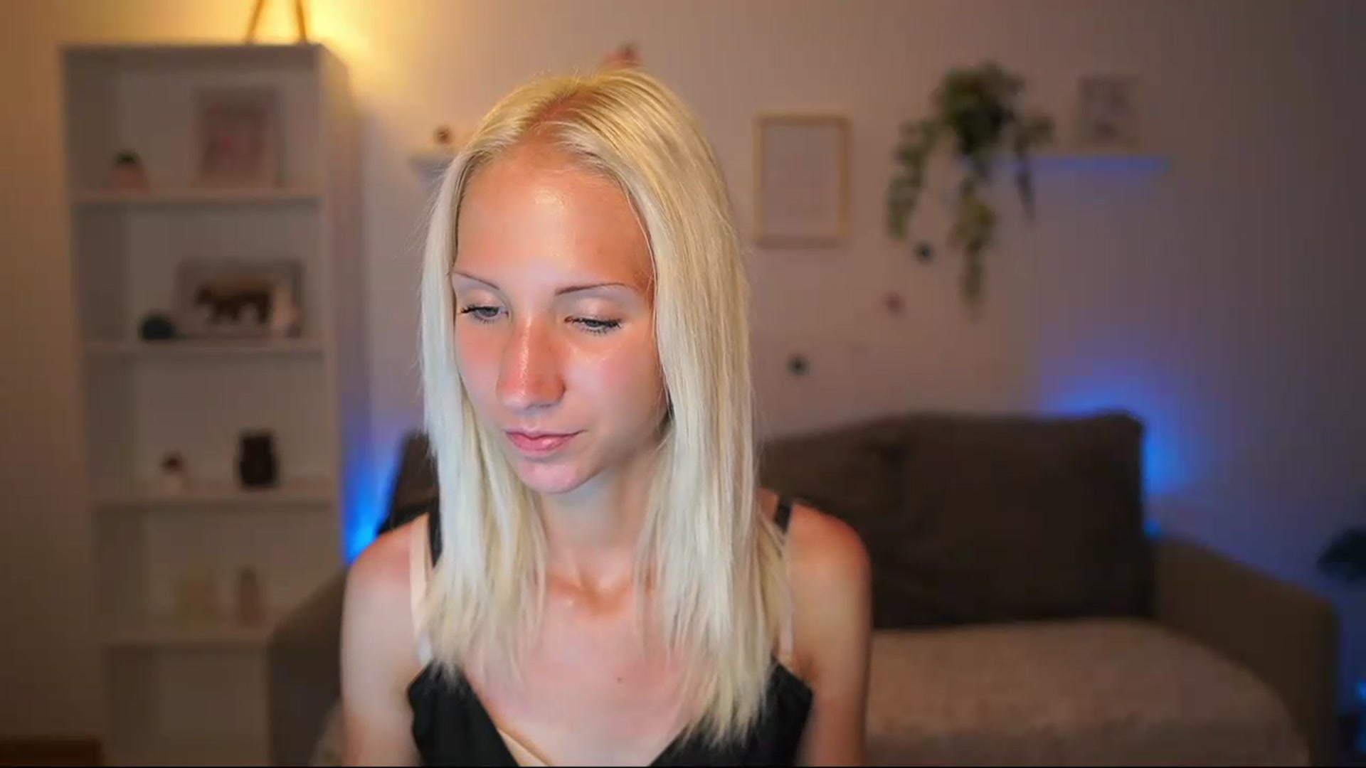 Gallery image thumbnail from PierrePerri's myfreecams stream on, 07/17/2026, 22:25 image 9 of 20
