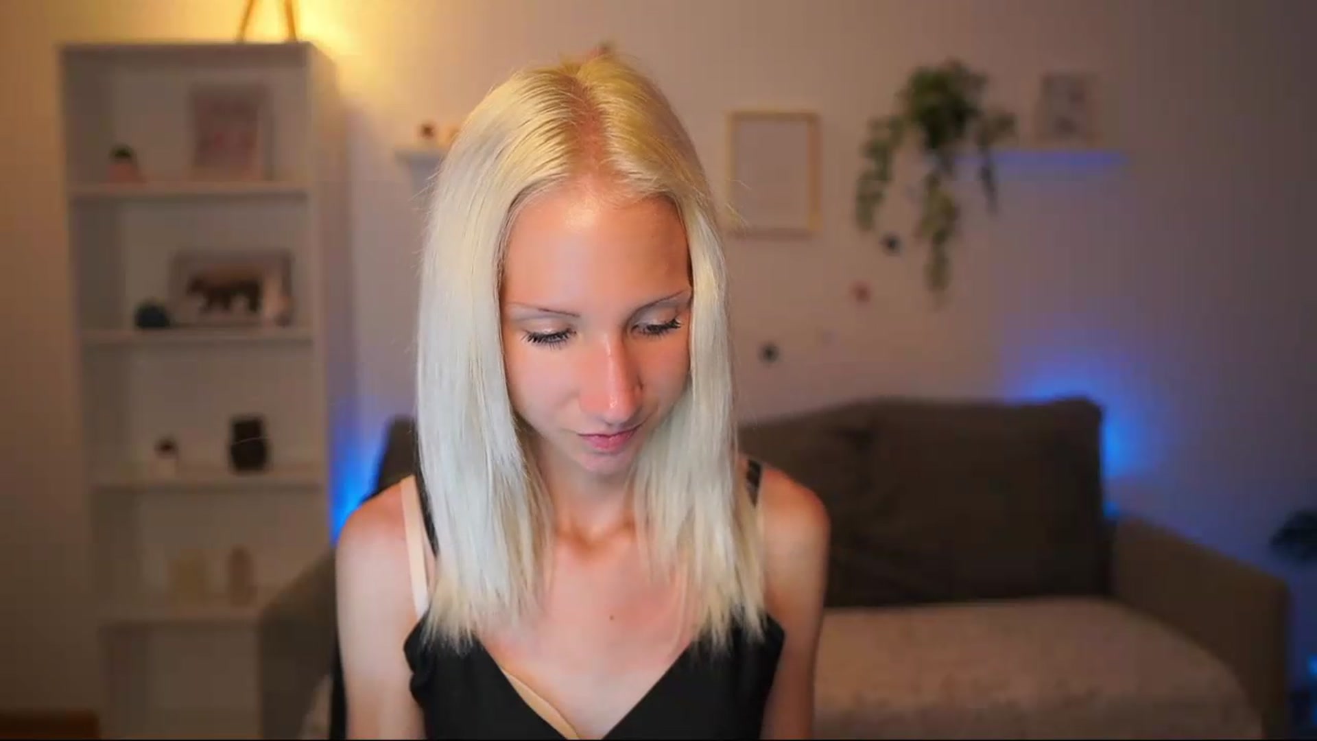 Gallery image thumbnail from PierrePerri's myfreecams stream on, 07/17/2026, 22:25 image 12 of 20