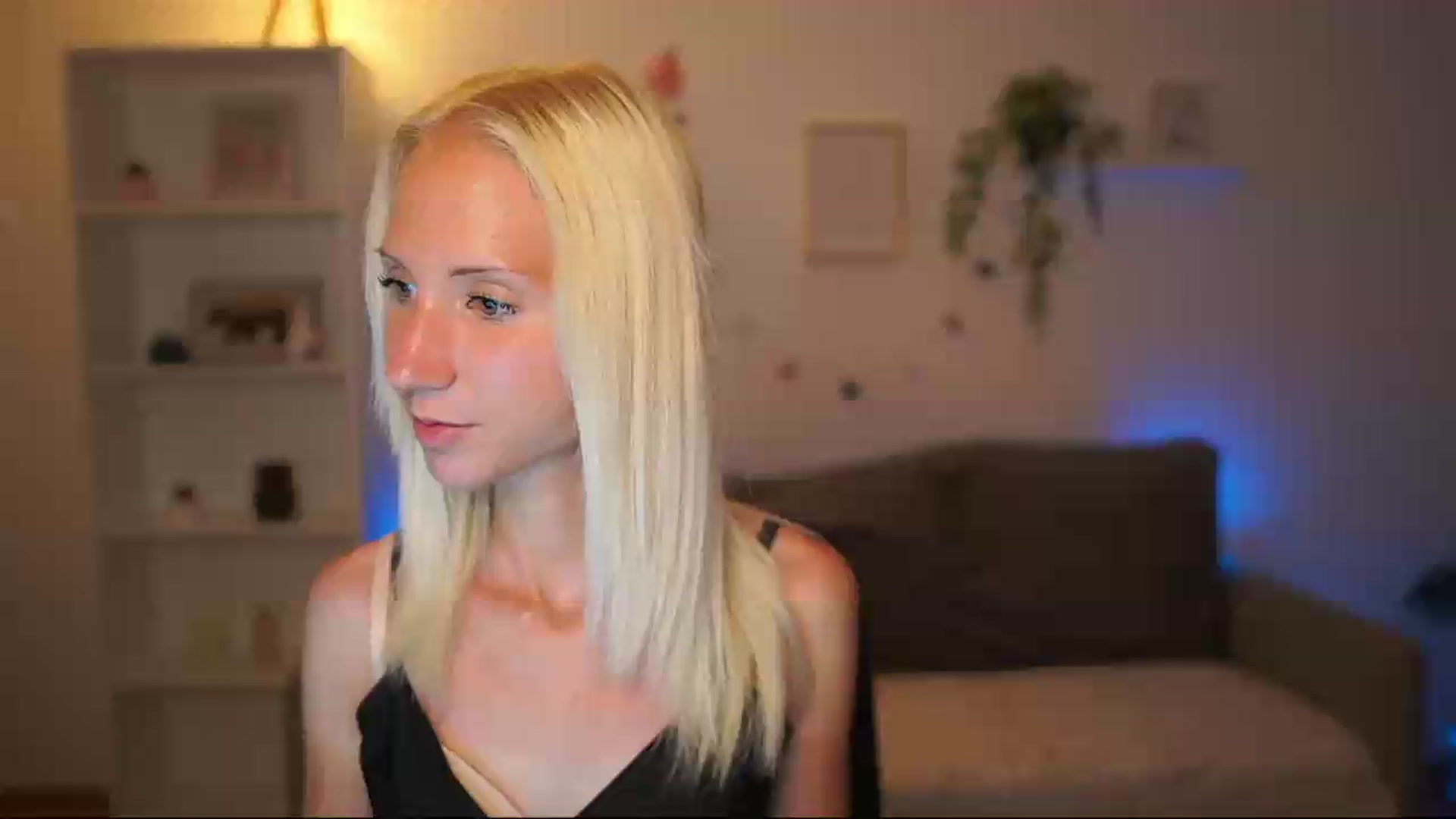Gallery image thumbnail from PierrePerri's myfreecams stream on, 07/17/2026, 22:25 image 1 of 20