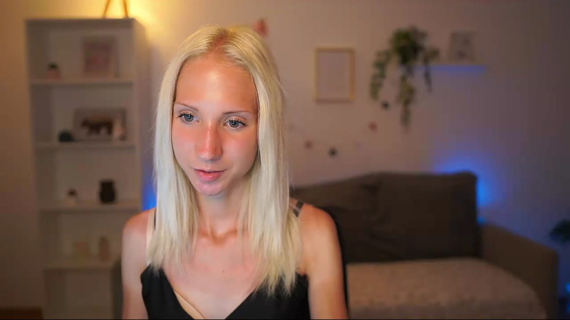 Gallery image thumbnail from PierrePerri's myfreecams stream on, 07/17/2026, 22:25 image 11 of 20
