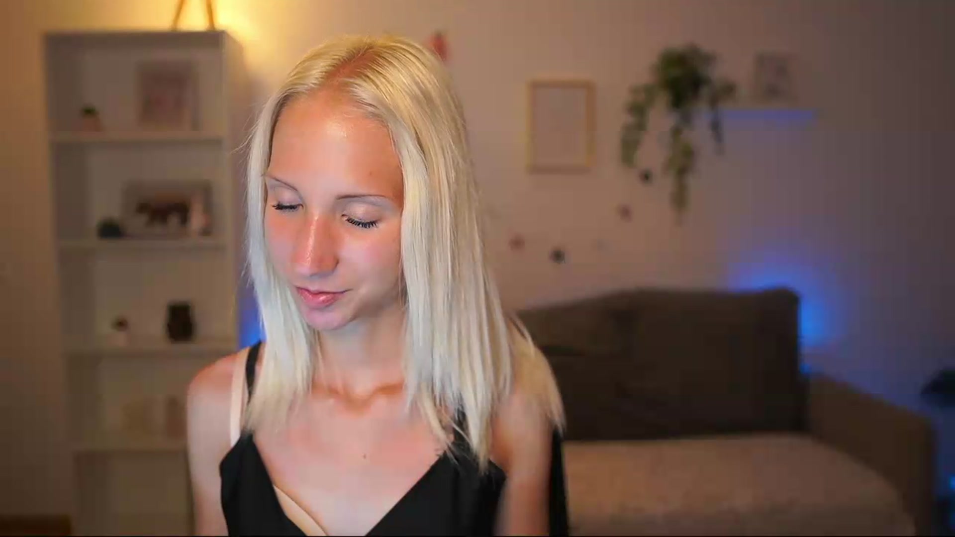 Gallery image thumbnail from PierrePerri's myfreecams stream on, 07/17/2026, 22:45 image 10 of 20