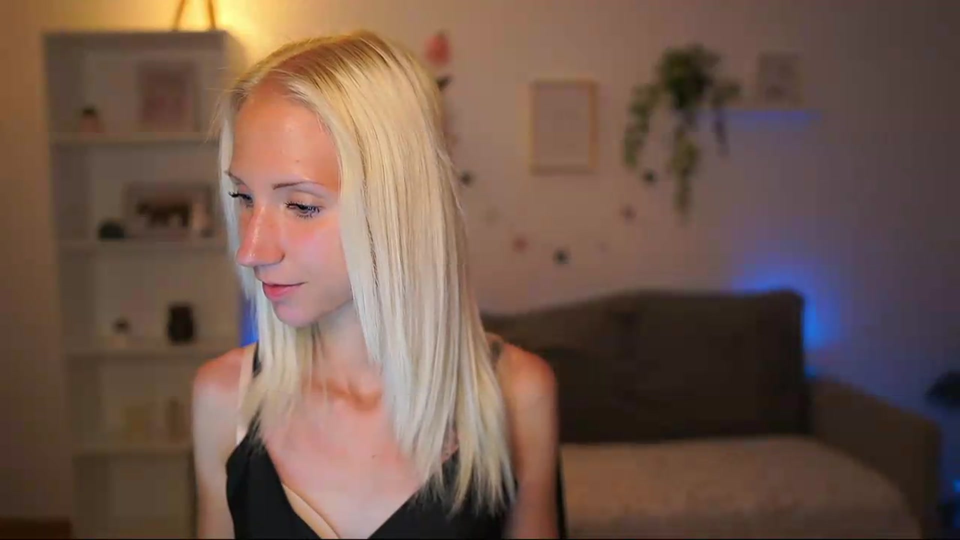 Gallery image thumbnail from PierrePerri's myfreecams stream on, 07/17/2026, 22:45 image 7 of 20
