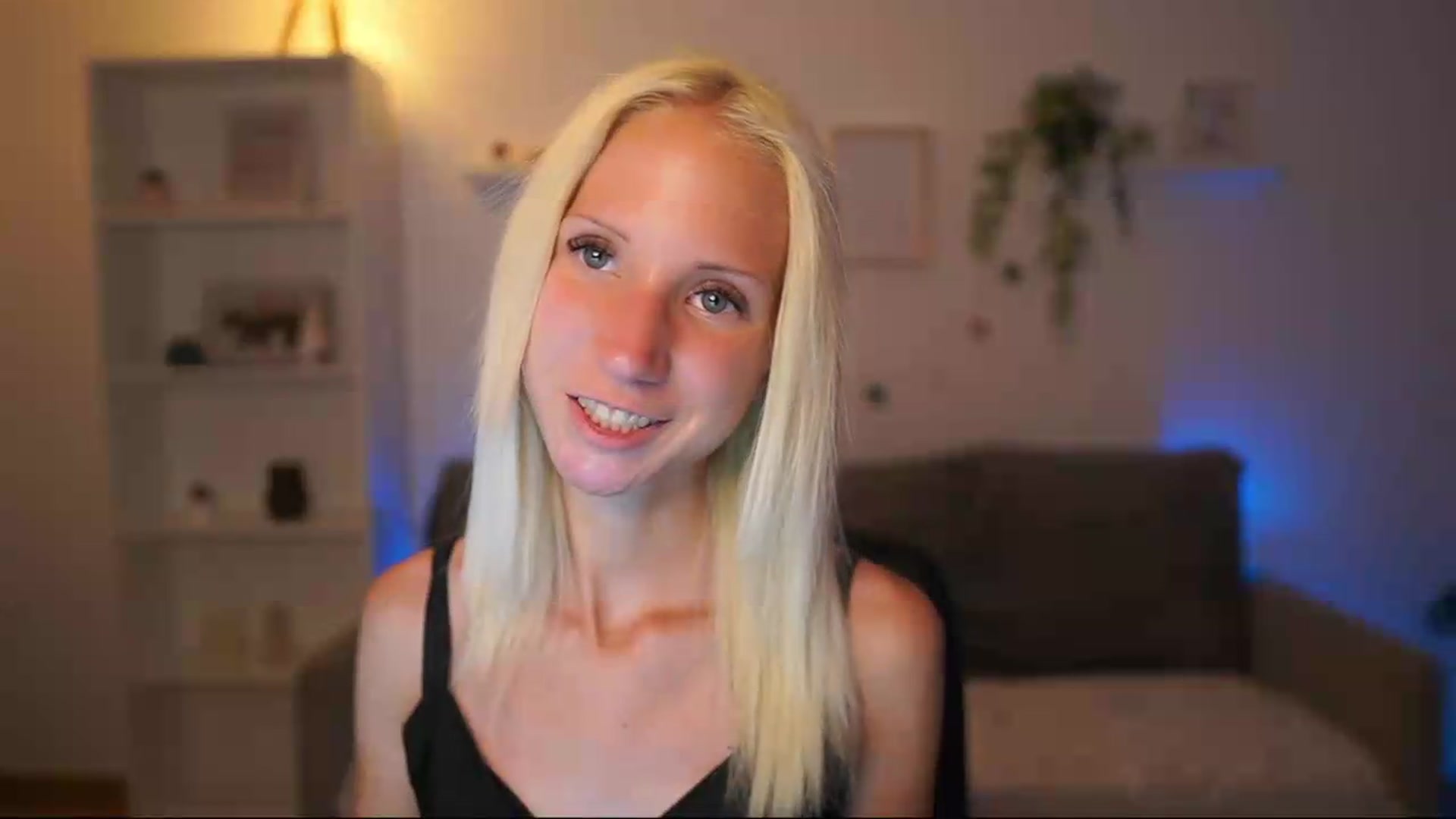 Gallery image thumbnail from PierrePerri's myfreecams stream on, 07/21/2026, 20:04 image 6 of 20