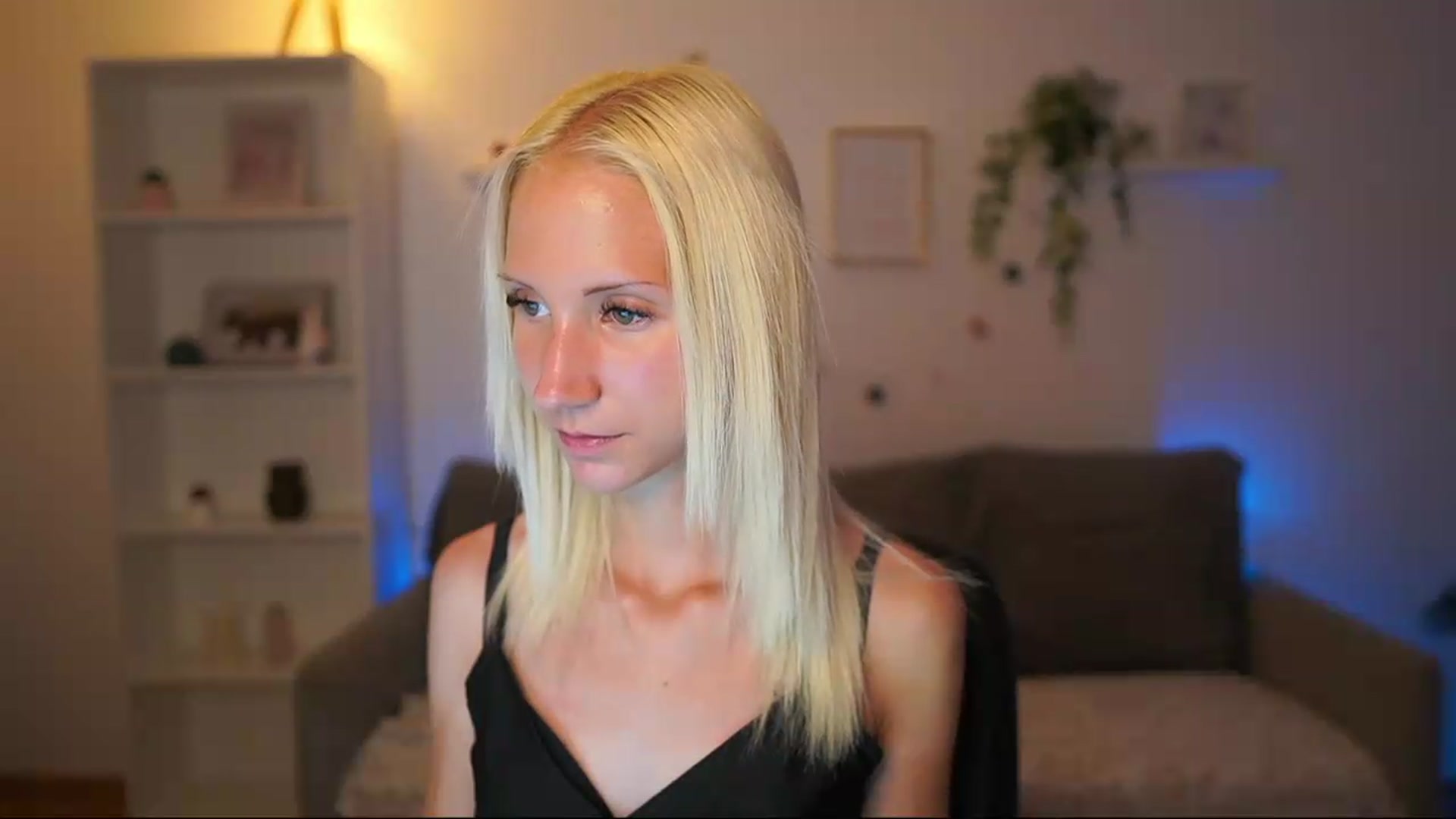 Gallery image thumbnail from PierrePerri's myfreecams stream on, 07/21/2026, 20:51 image 17 of 20