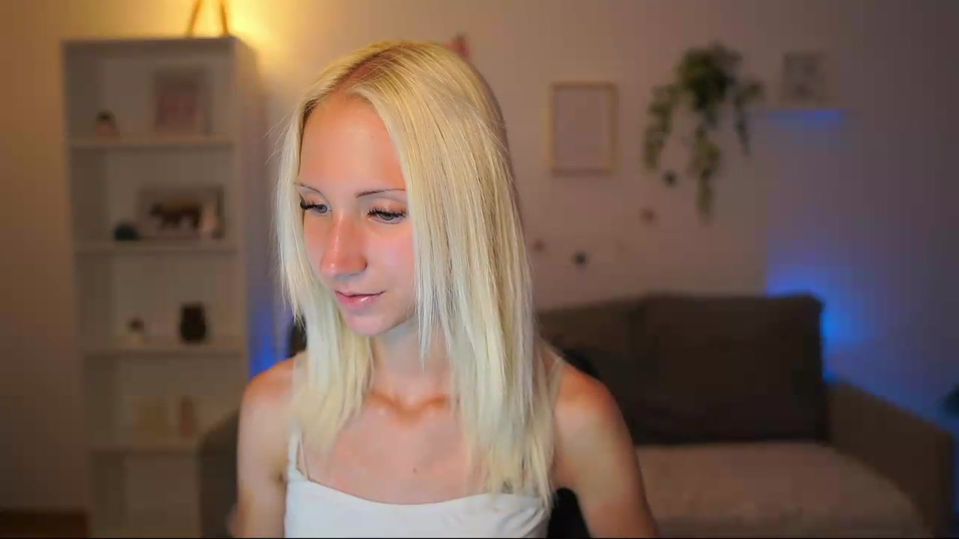 Gallery image thumbnail from PierrePerri's myfreecams stream on, 07/22/2026, 18:32 image 16 of 20