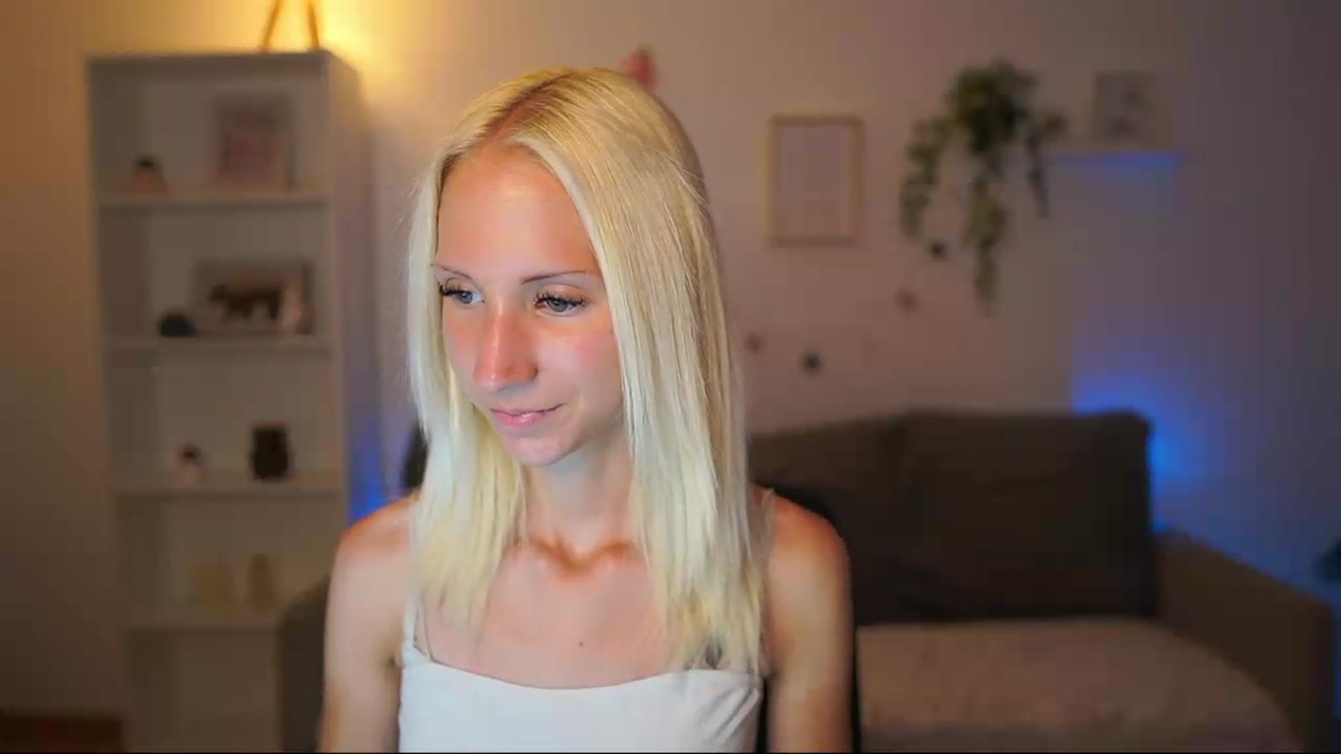 Gallery image thumbnail from PierrePerri's myfreecams stream on, 07/22/2026, 18:32 image 14 of 20