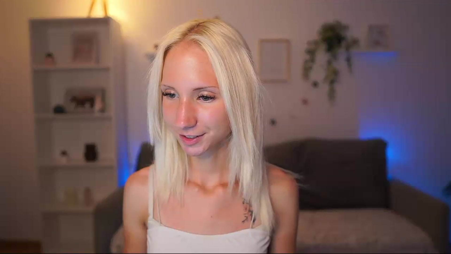 Gallery image thumbnail from PierrePerri's myfreecams stream on, 07/22/2026, 20:36 image 15 of 20