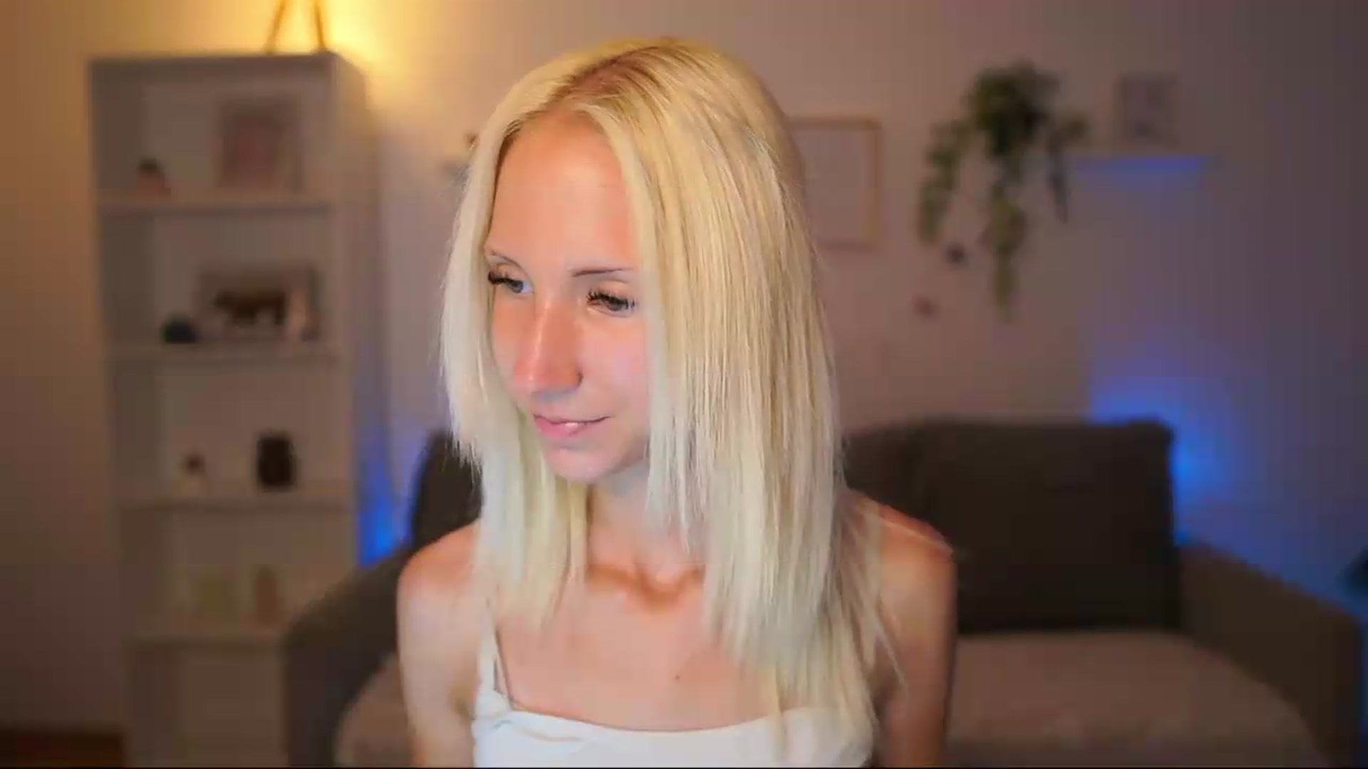 Gallery image thumbnail from PierrePerri's myfreecams stream on, 07/22/2026, 22:42 image 17 of 20