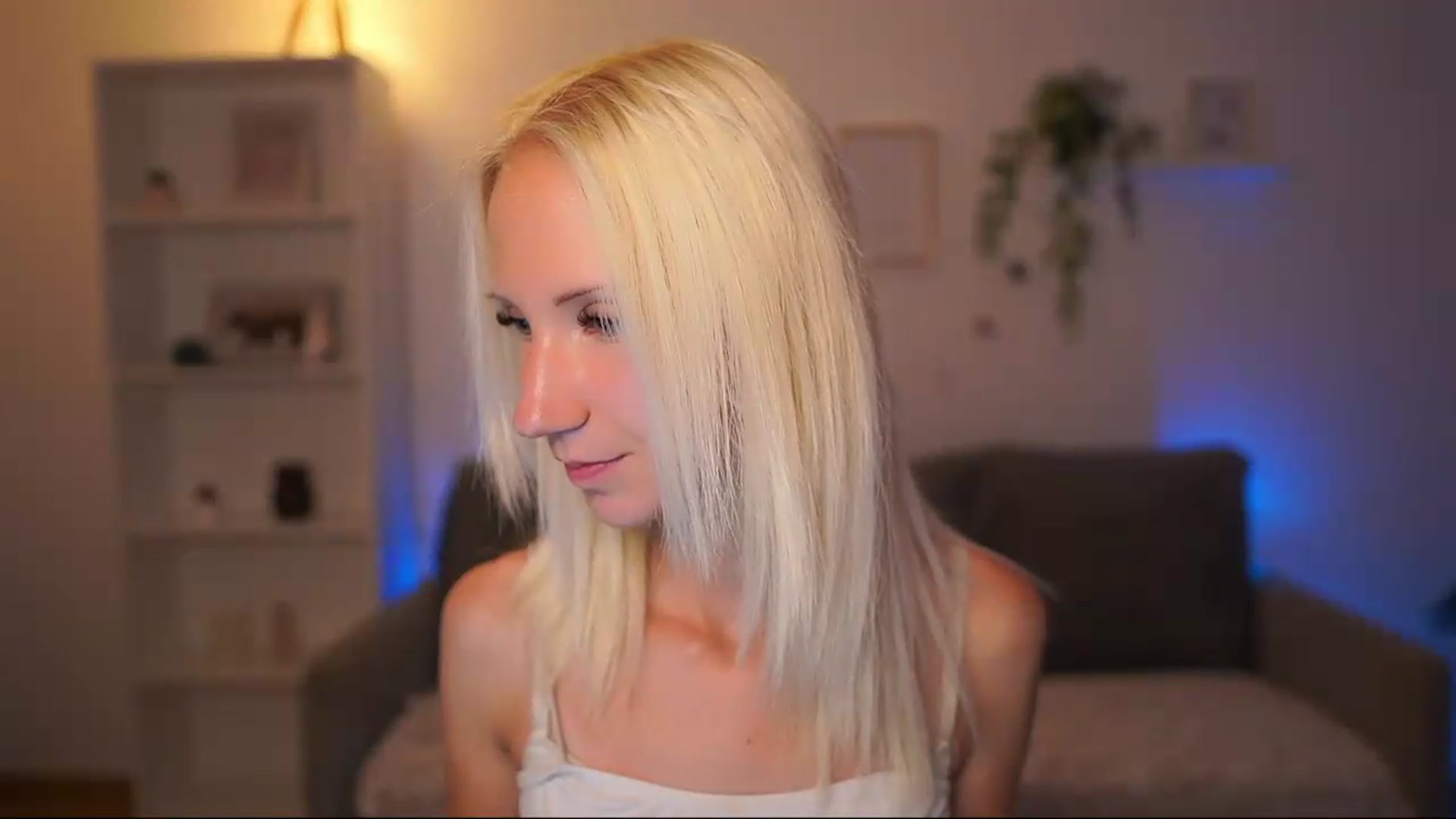 Gallery image thumbnail from PierrePerri's myfreecams stream on, 07/22/2026, 22:42 image 15 of 20