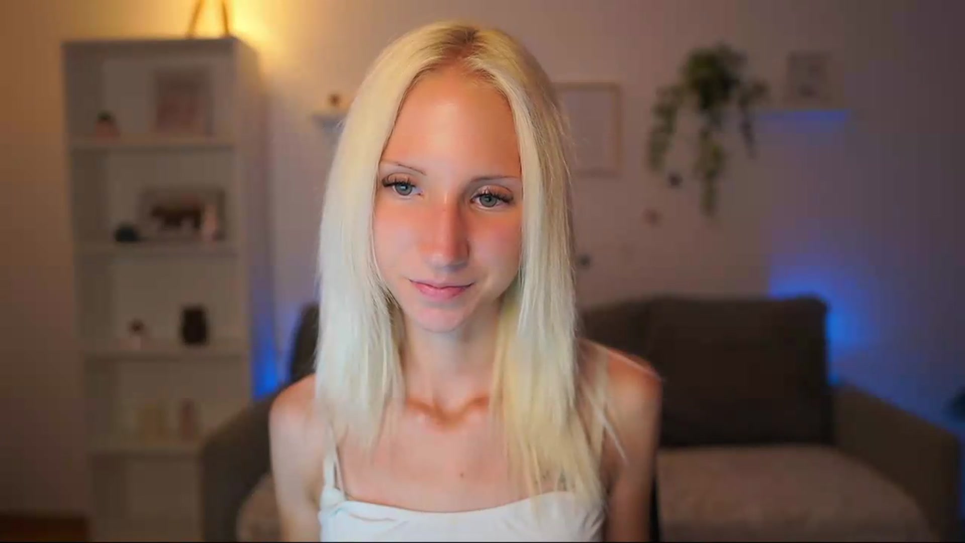 Gallery image thumbnail from PierrePerri's myfreecams stream on, 07/22/2026, 22:42 image 16 of 20