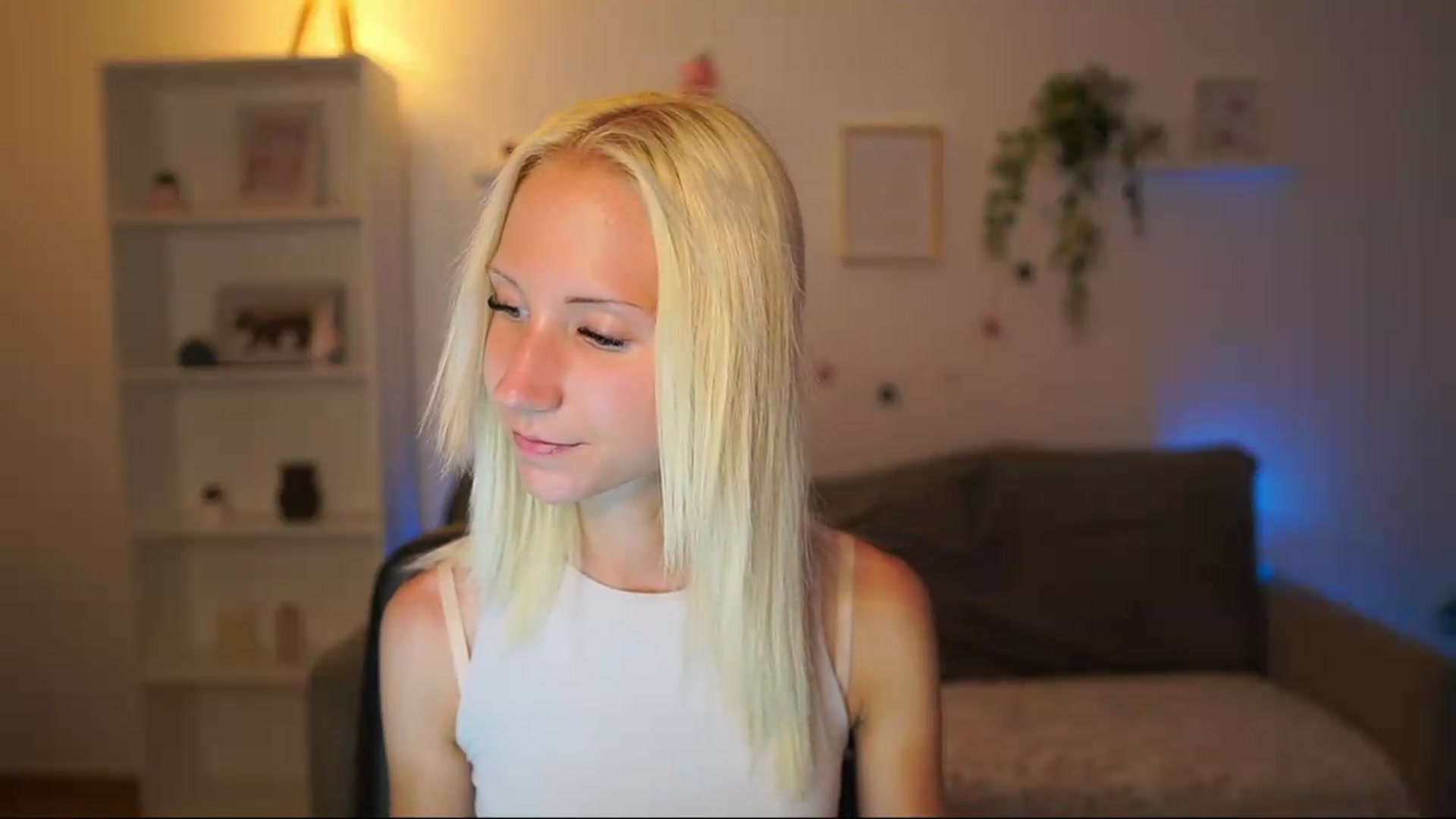 Gallery image thumbnail from PierrePerri's myfreecams stream on, 07/23/2026, 20:34 image 16 of 20