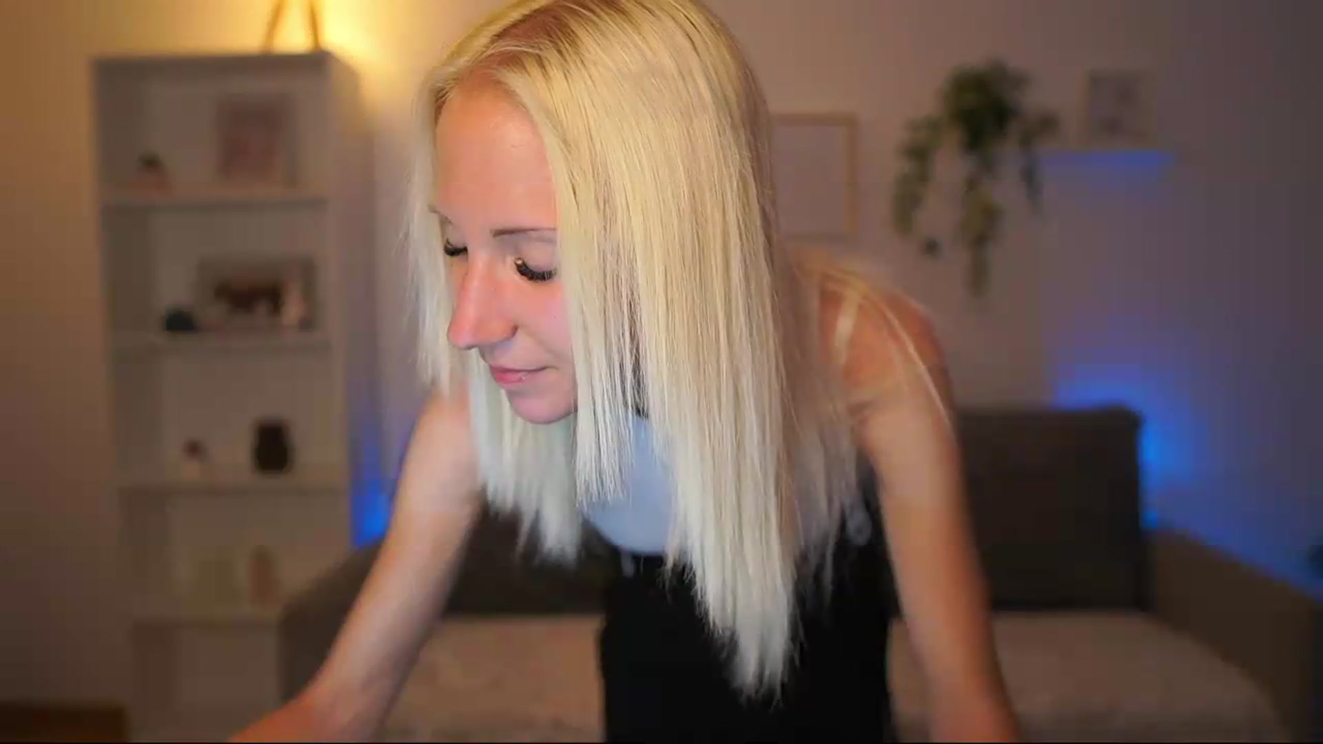 Gallery image thumbnail from PierrePerri's myfreecams stream on, 07/23/2026, 20:34 image 10 of 20