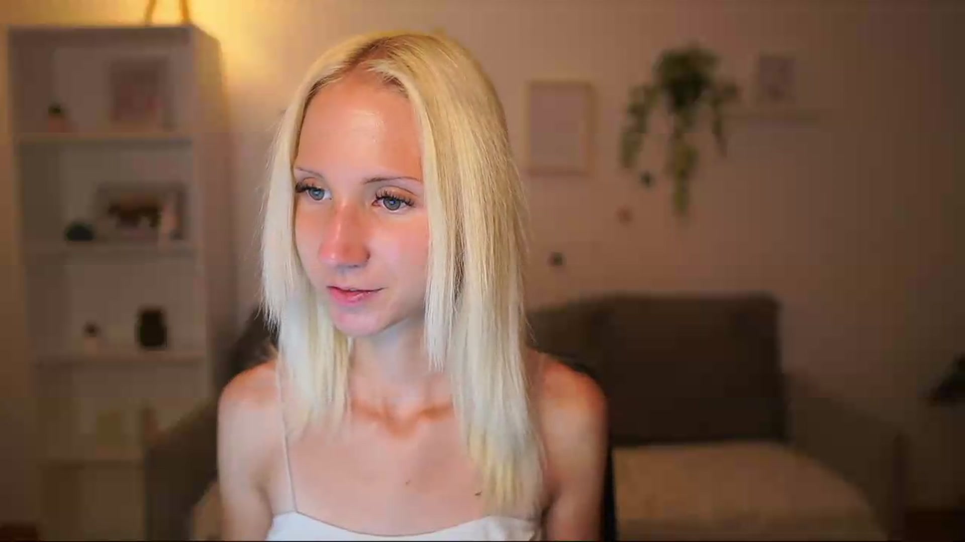 Gallery image thumbnail from PierrePerri's myfreecams stream on, 07/28/2026, 18:59 image 14 of 20