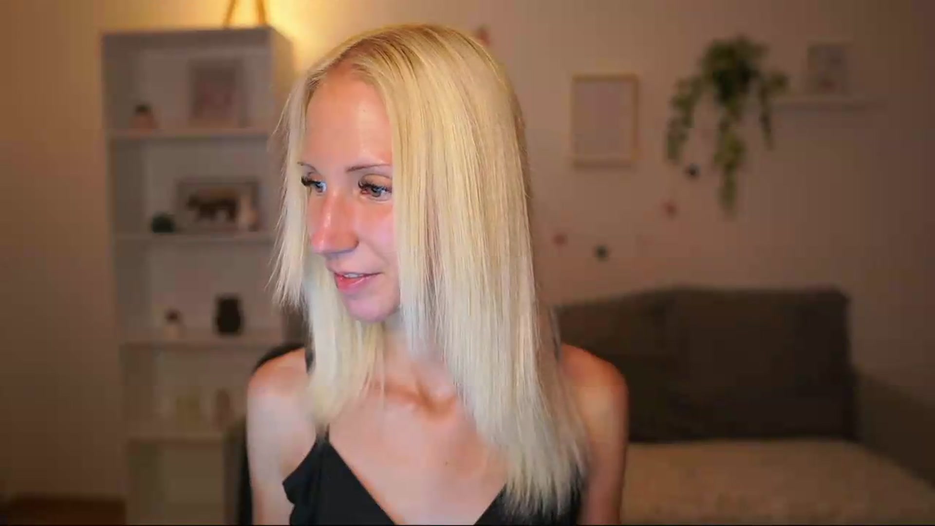 Gallery image thumbnail from PierrePerri's myfreecams stream on, 07/29/2026, 19:19 image 14 of 20