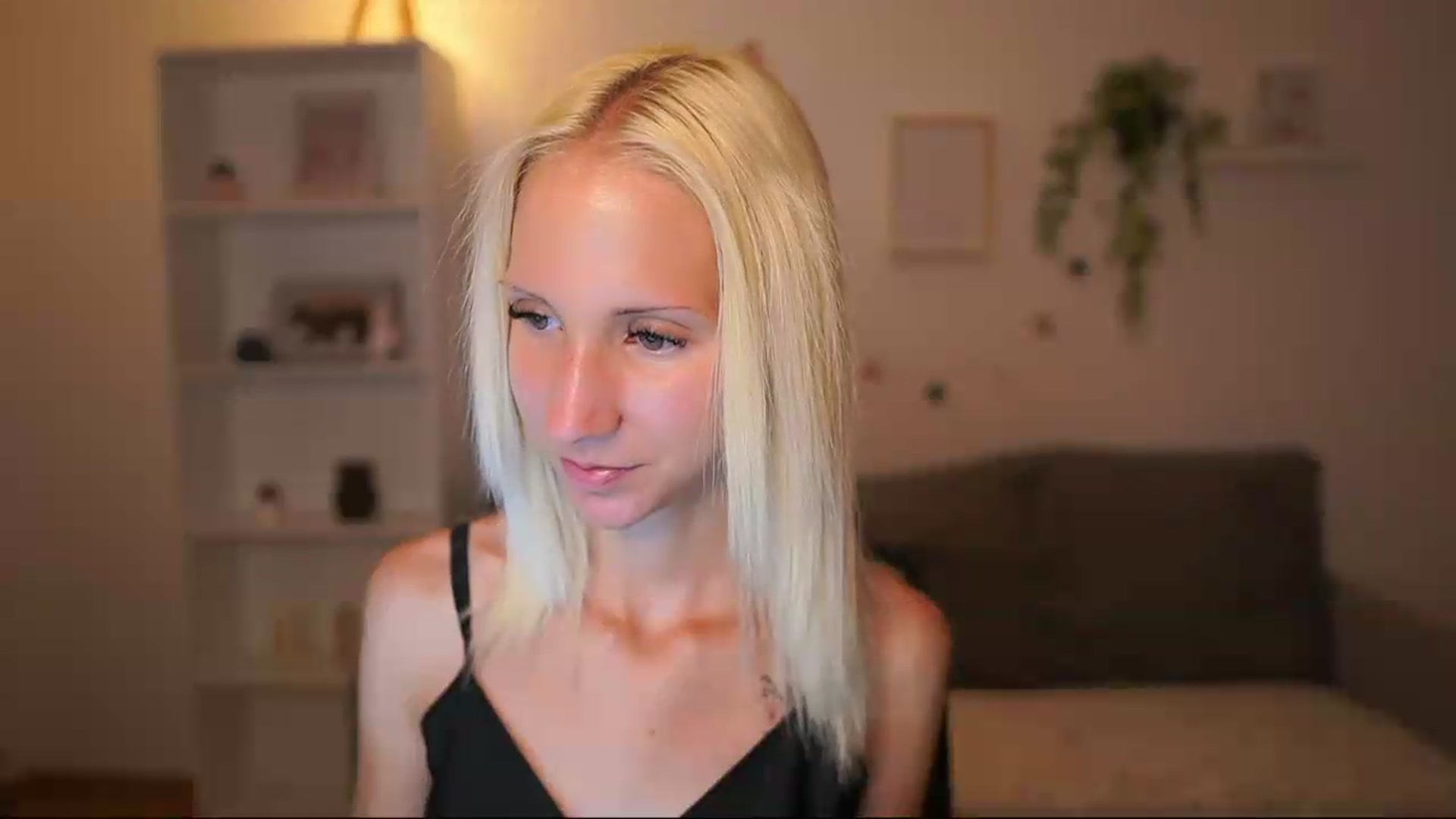 Gallery image thumbnail from PierrePerri's myfreecams stream on, 07/29/2026, 21:01 image 13 of 20