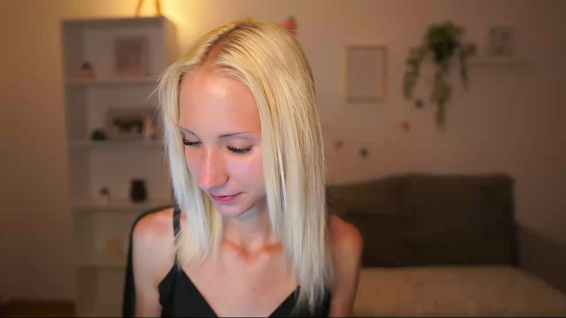 Gallery image thumbnail from PierrePerri's myfreecams stream on, 07/29/2026, 21:01 image 16 of 20