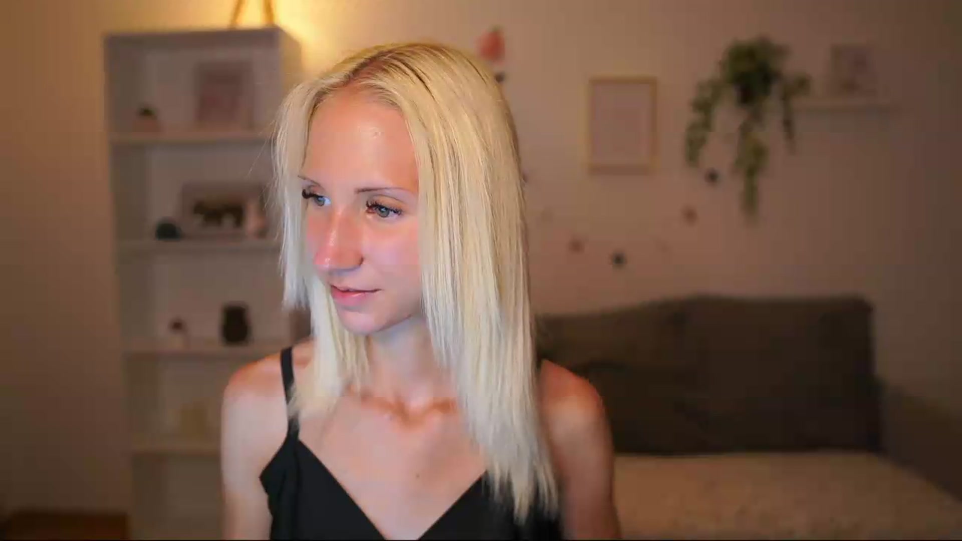Gallery image thumbnail from PierrePerri's myfreecams stream on, 07/29/2026, 21:39 image 10 of 20