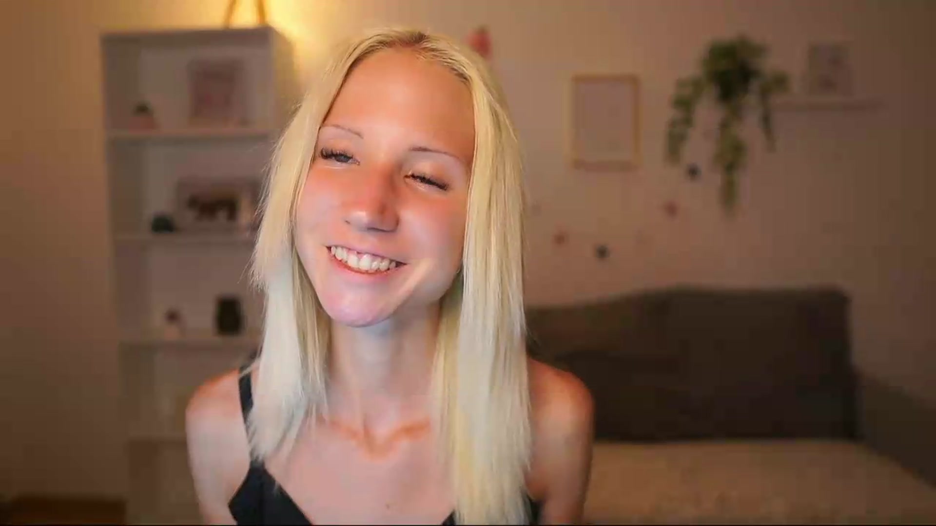 Gallery image thumbnail from PierrePerri's myfreecams stream on, 07/29/2026, 21:39 image 14 of 20