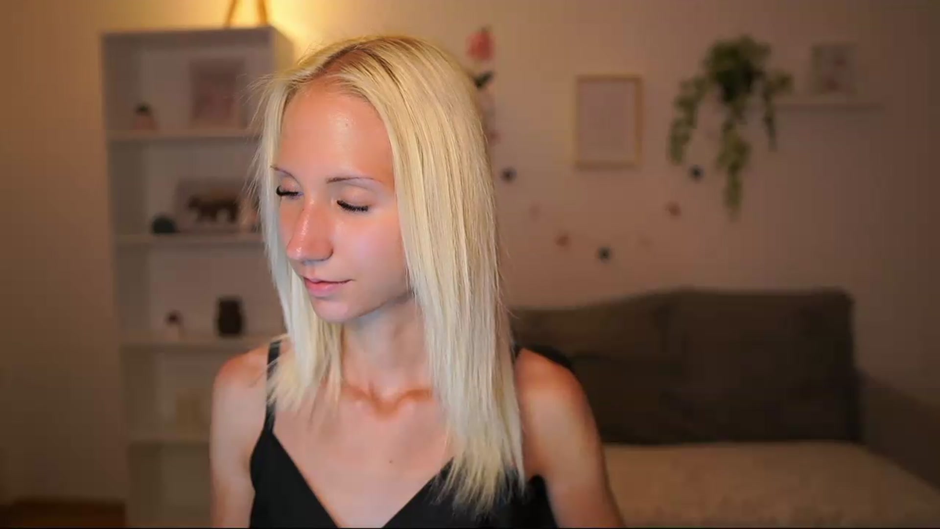 Gallery image thumbnail from PierrePerri's myfreecams stream on, 07/29/2026, 22:35 image 12 of 20