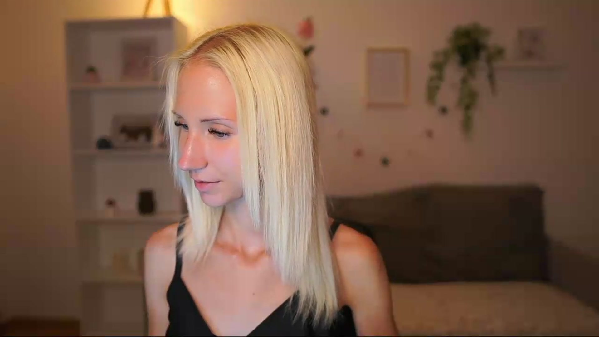 Gallery image thumbnail from PierrePerri's myfreecams stream on, 07/29/2026, 22:35 image 18 of 20
