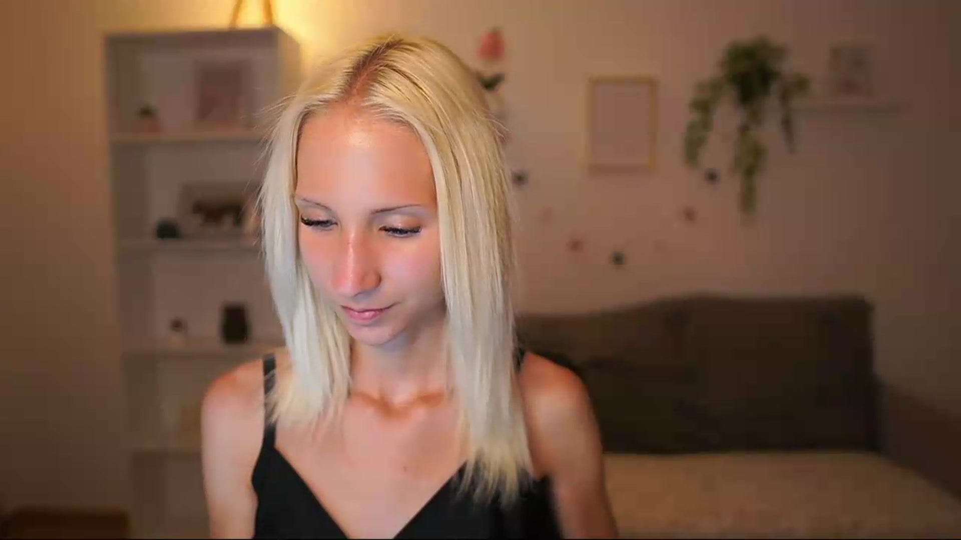 Gallery image thumbnail from PierrePerri's myfreecams stream on, 07/29/2026, 22:35 image 13 of 20